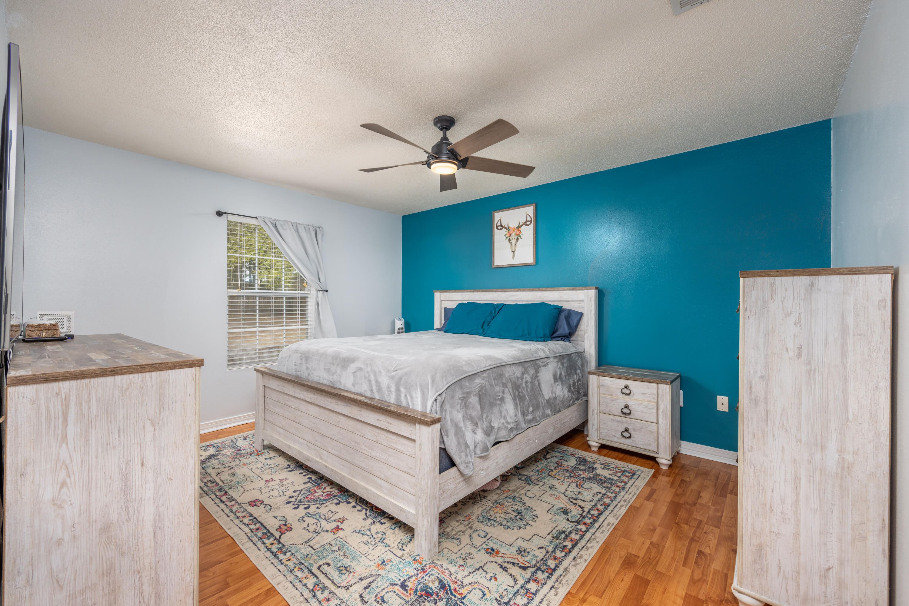ROLLING HILLS ESTATES - Residential