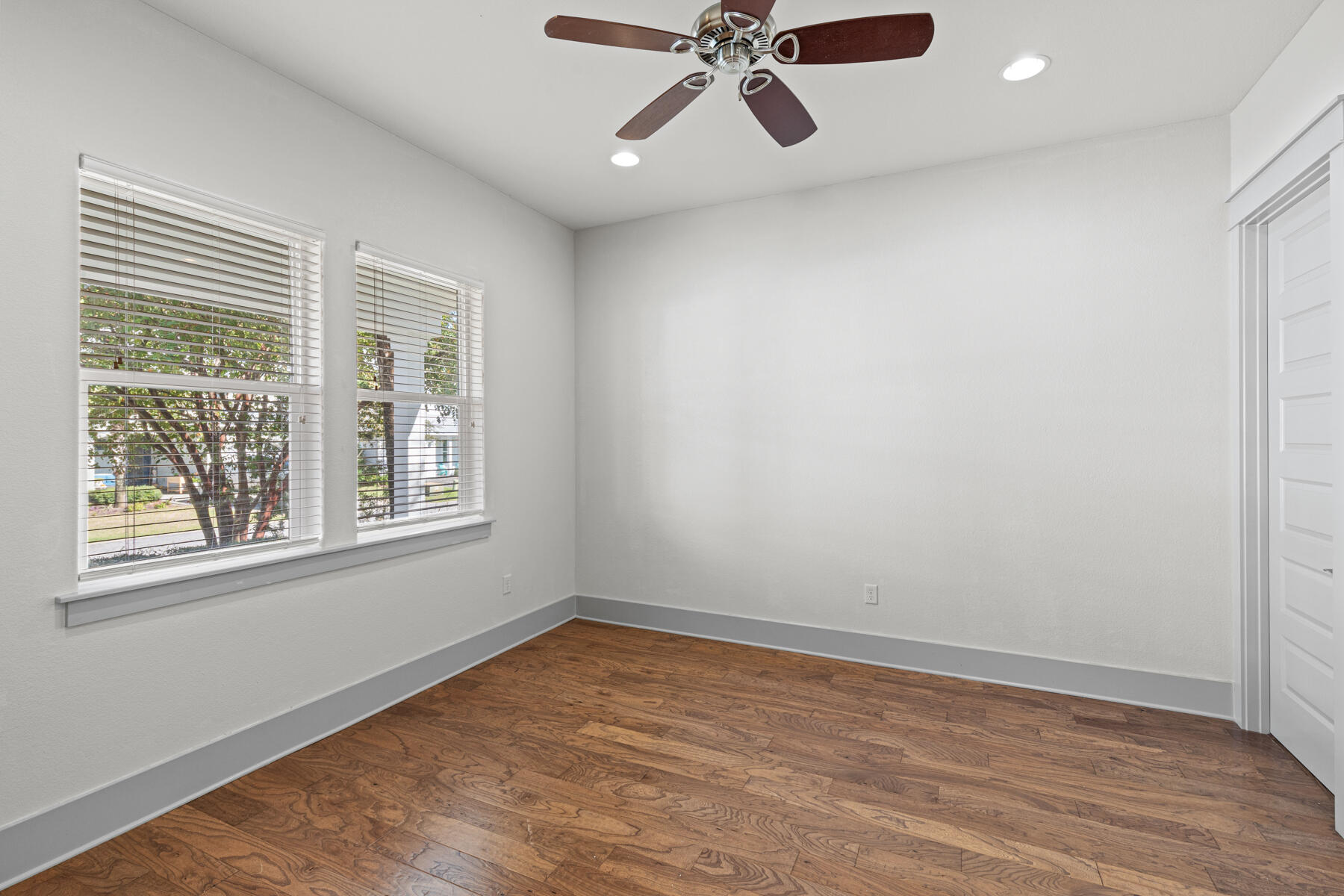 FRANGISTA BEACH 2ND ADDN - Residential