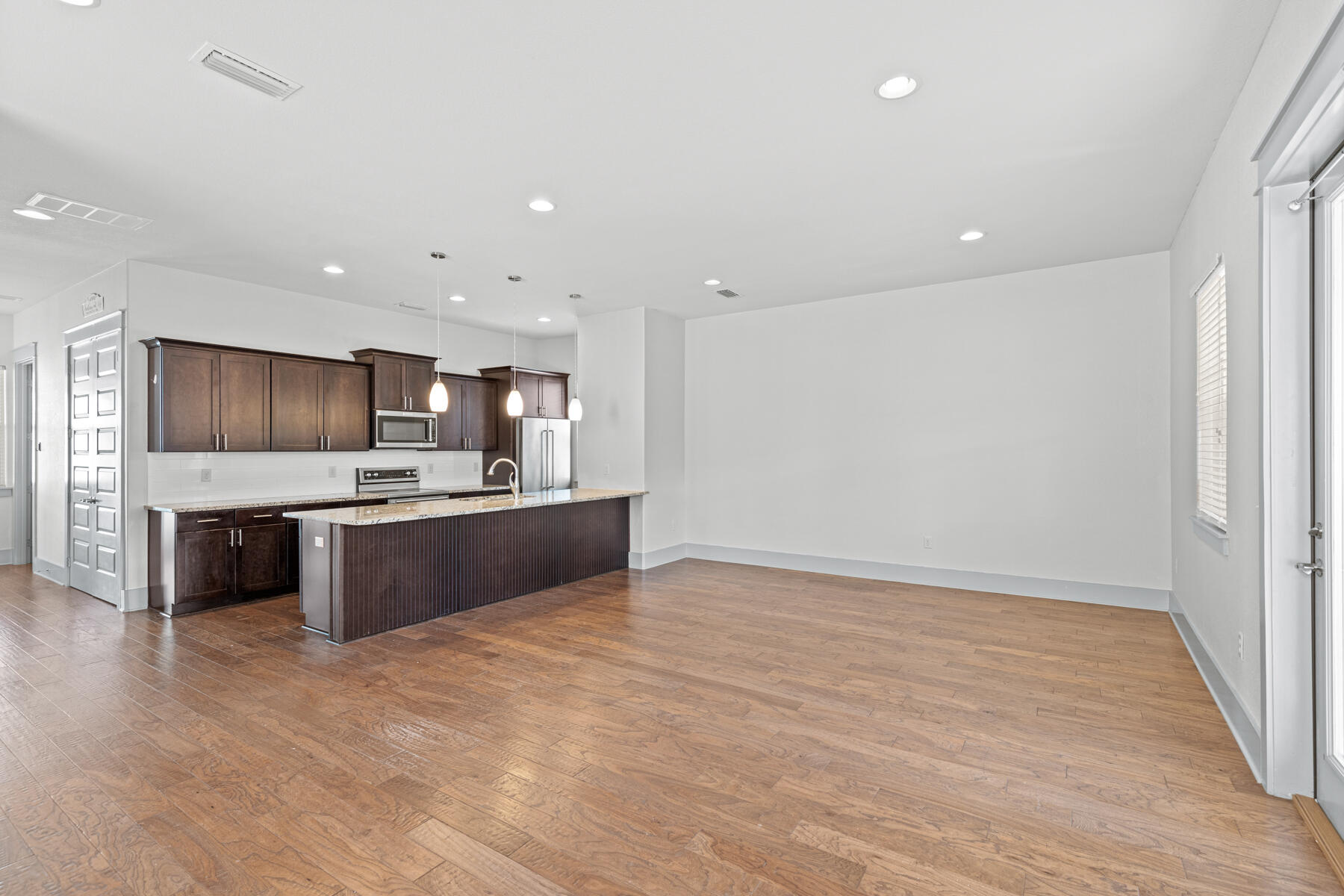 FRANGISTA BEACH 2ND ADDN - Residential