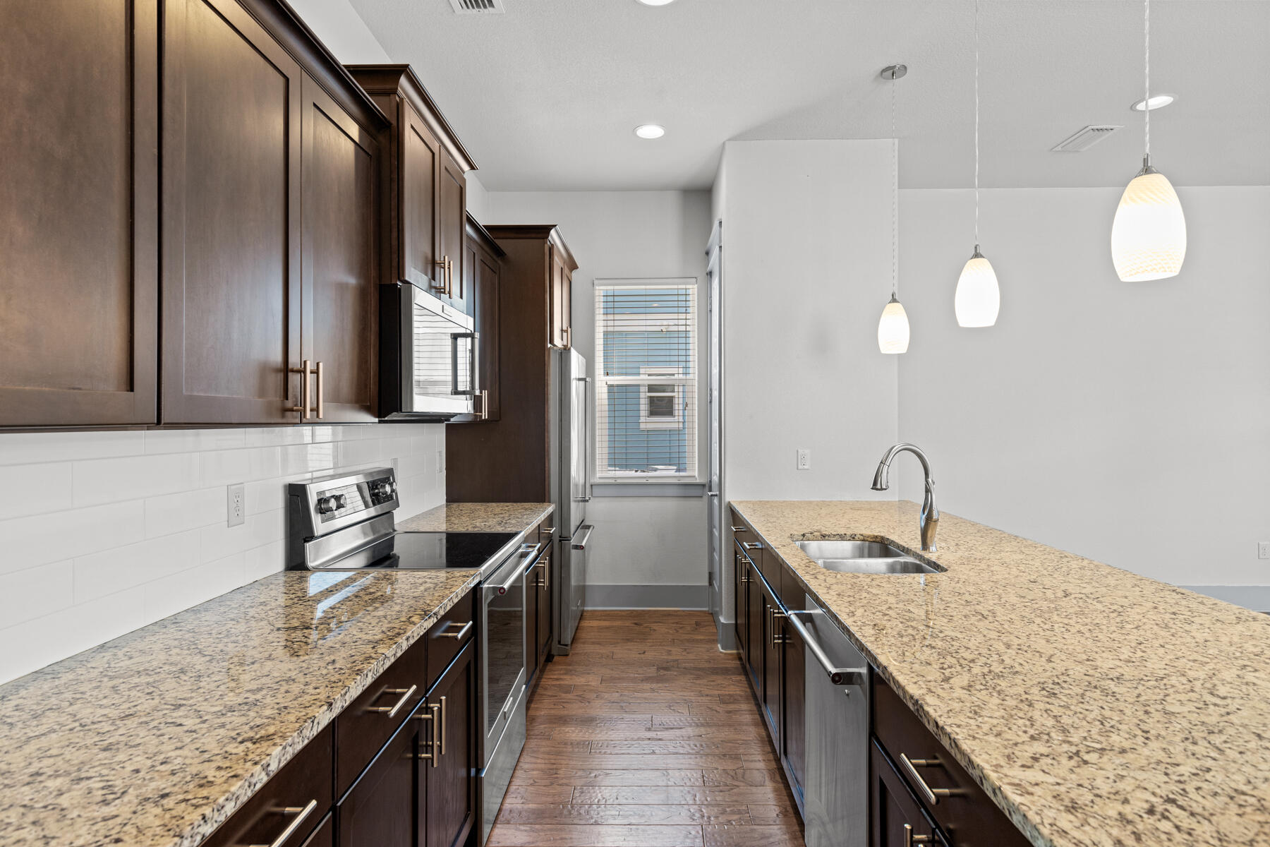 FRANGISTA BEACH 2ND ADDN - Residential