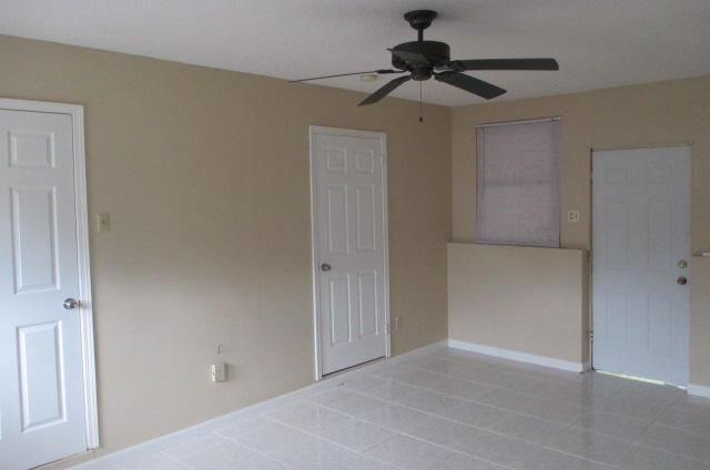 SEABREEZE 5TH ADDN - Residential Lease