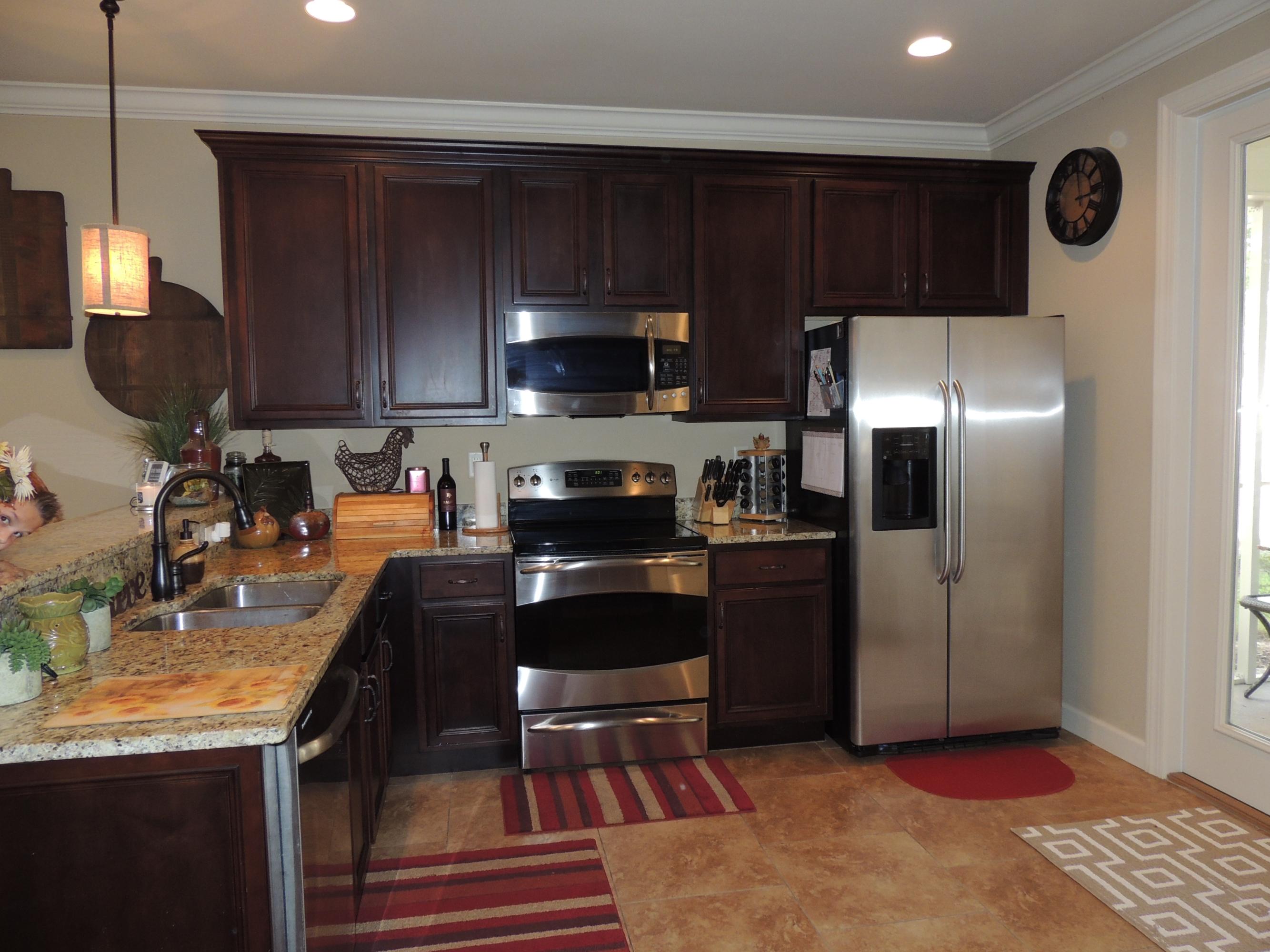 ARROWHEAD ESTATES - Residential