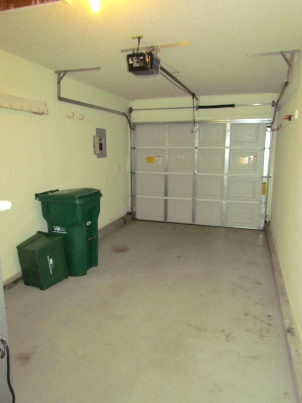 Parkwood Circle in Bluewater Bay - Residential Lease