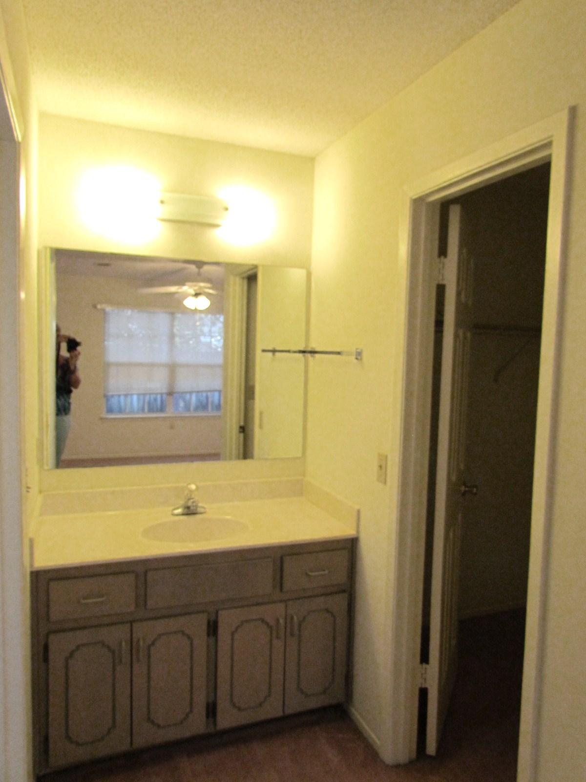 Parkwood Circle in Bluewater Bay - Residential Lease