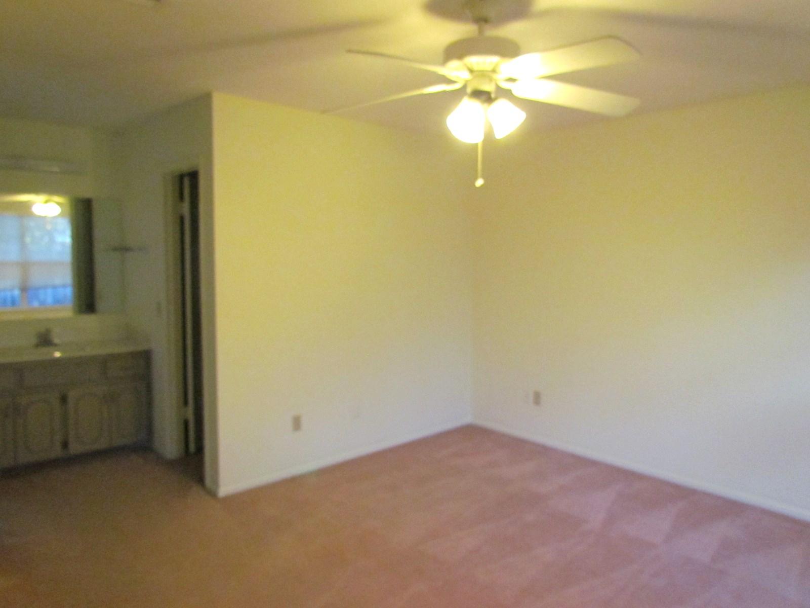 Parkwood Circle in Bluewater Bay - Residential Lease