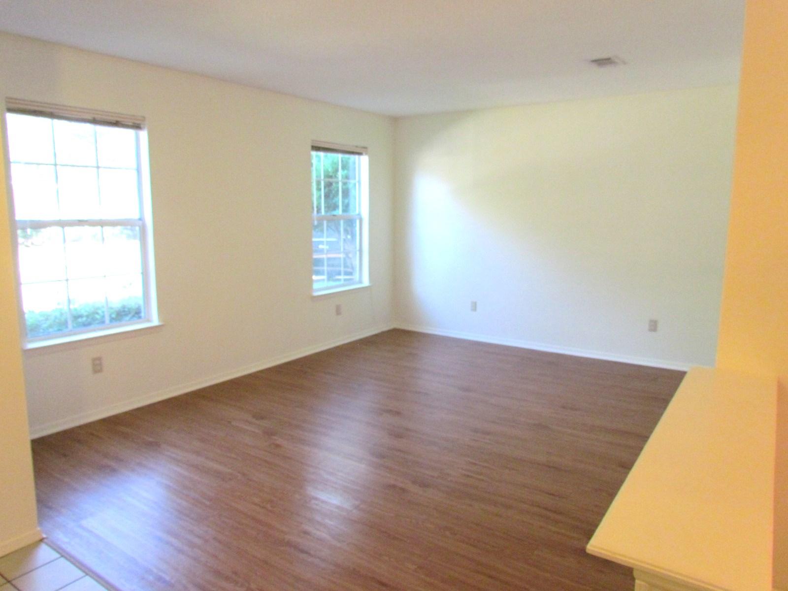 Parkwood Circle in Bluewater Bay - Residential Lease