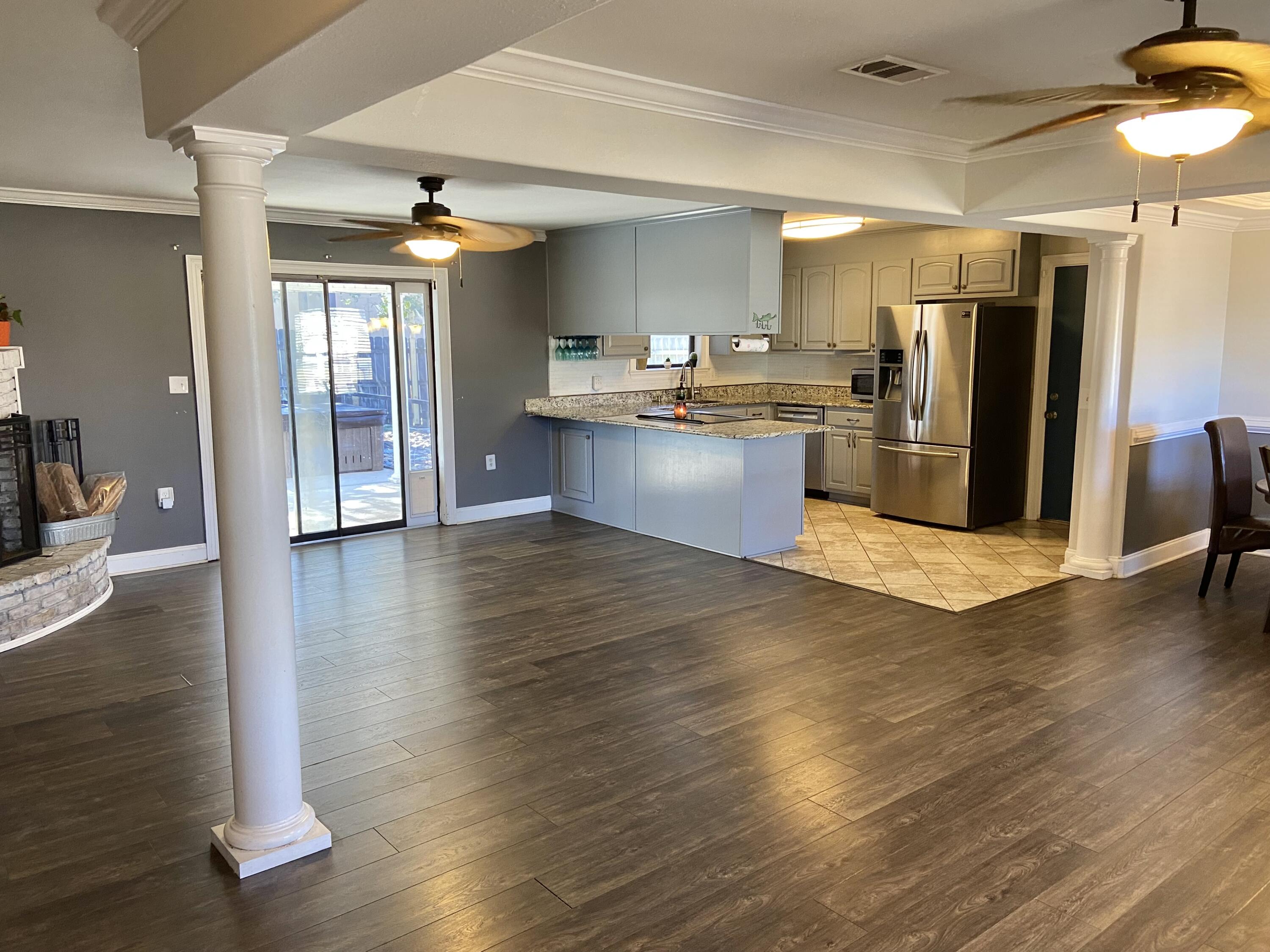 PALM EST UNIT #4 - Residential