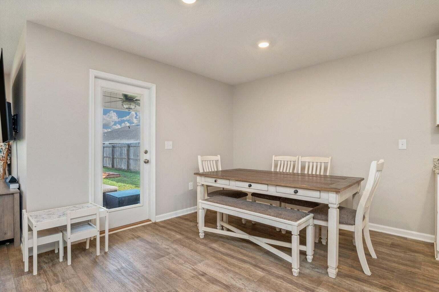 Redstone Commons - Residential Lease