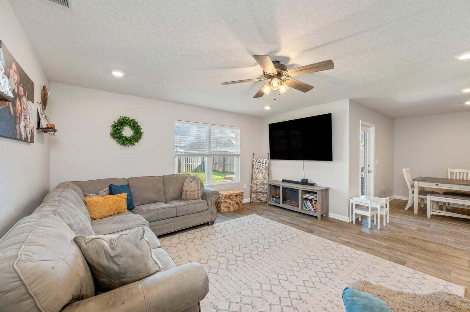 Redstone Commons - Residential Lease