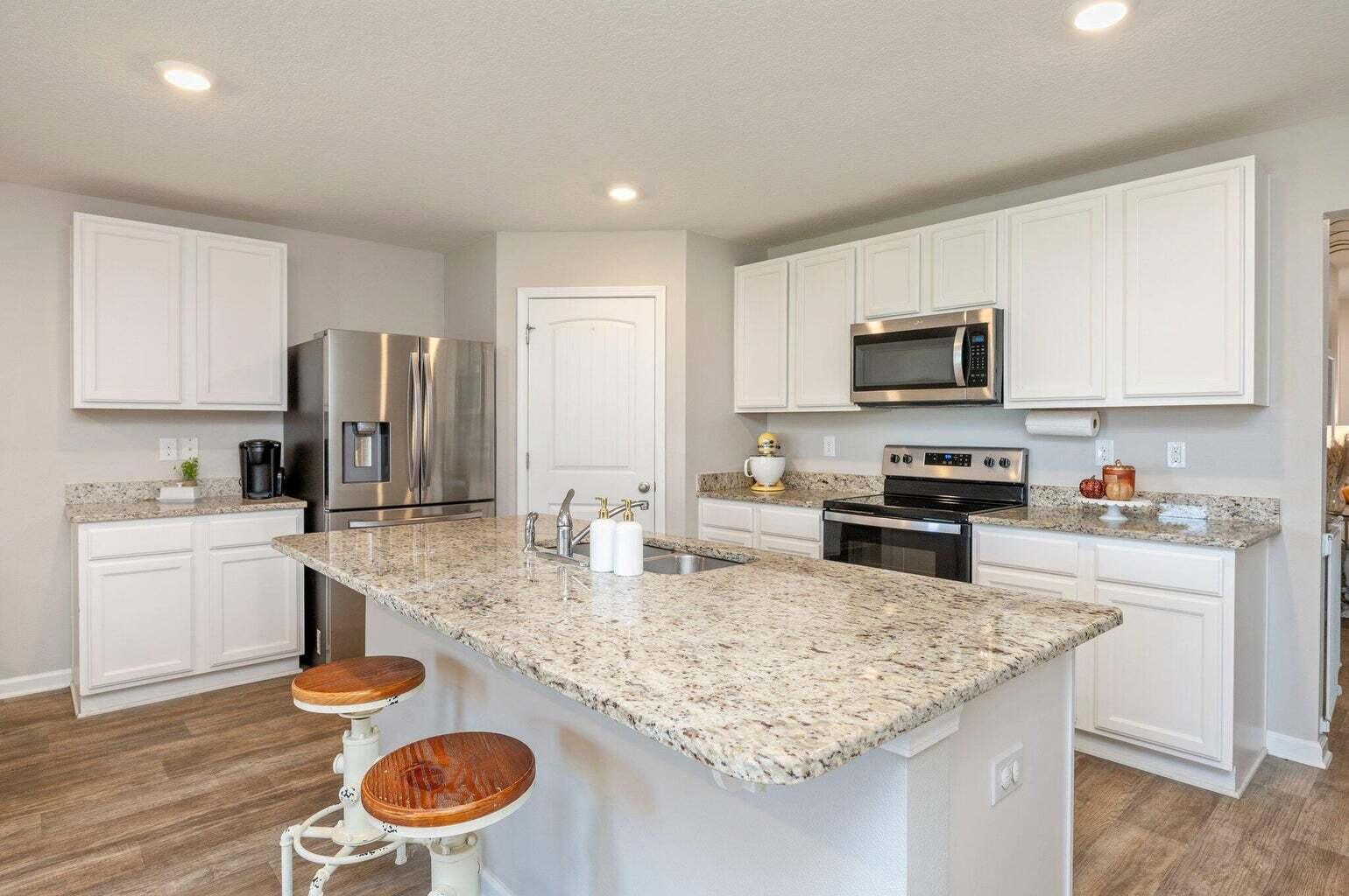 Redstone Commons - Residential Lease