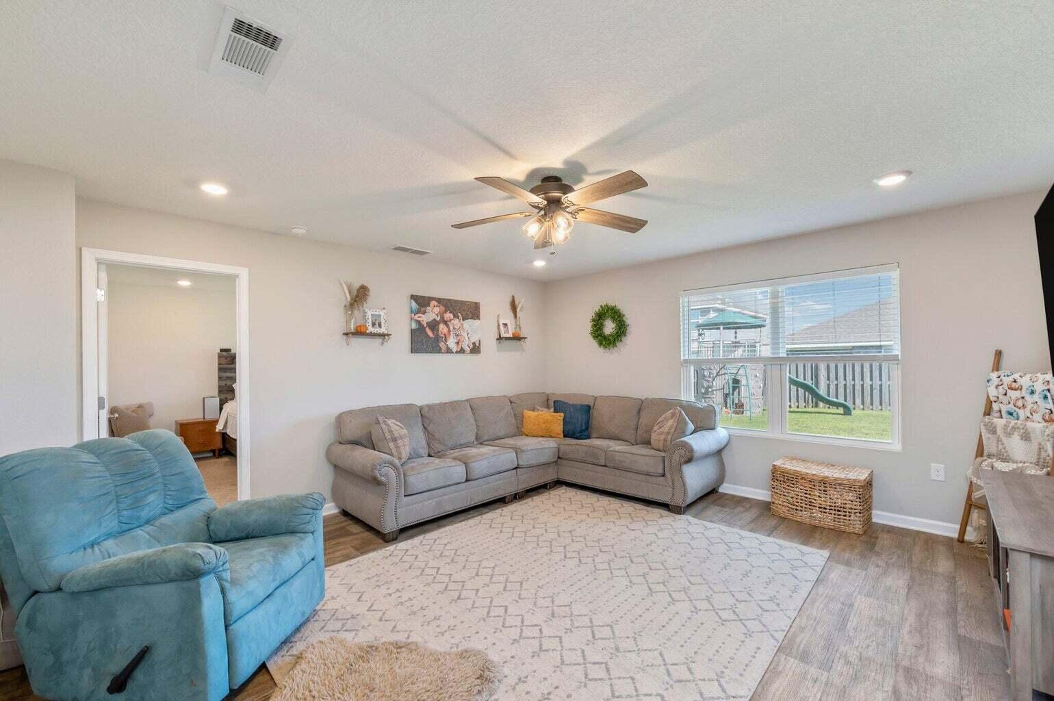 Redstone Commons - Residential Lease