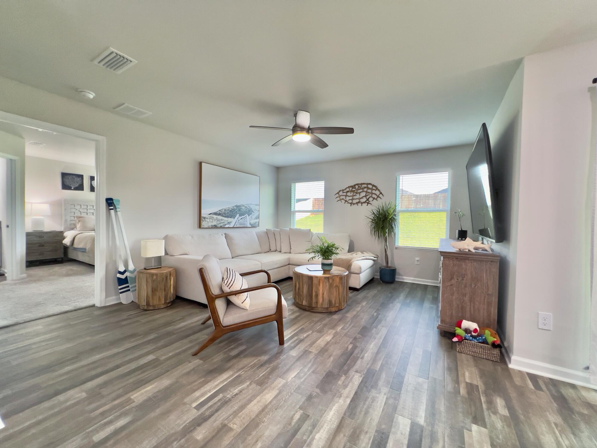 CROSS CREEK ESTATES - Residential