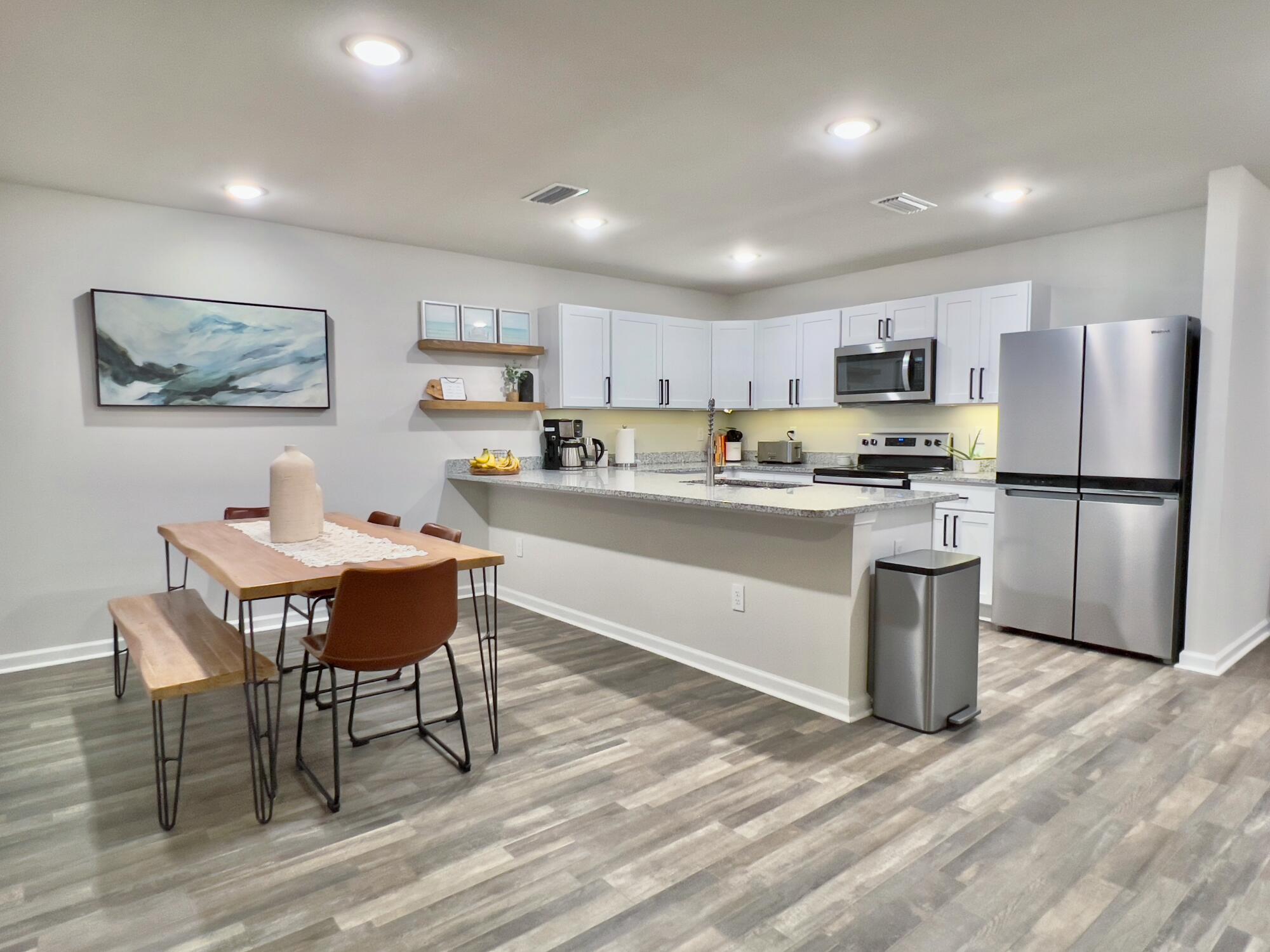 CROSS CREEK ESTATES - Residential