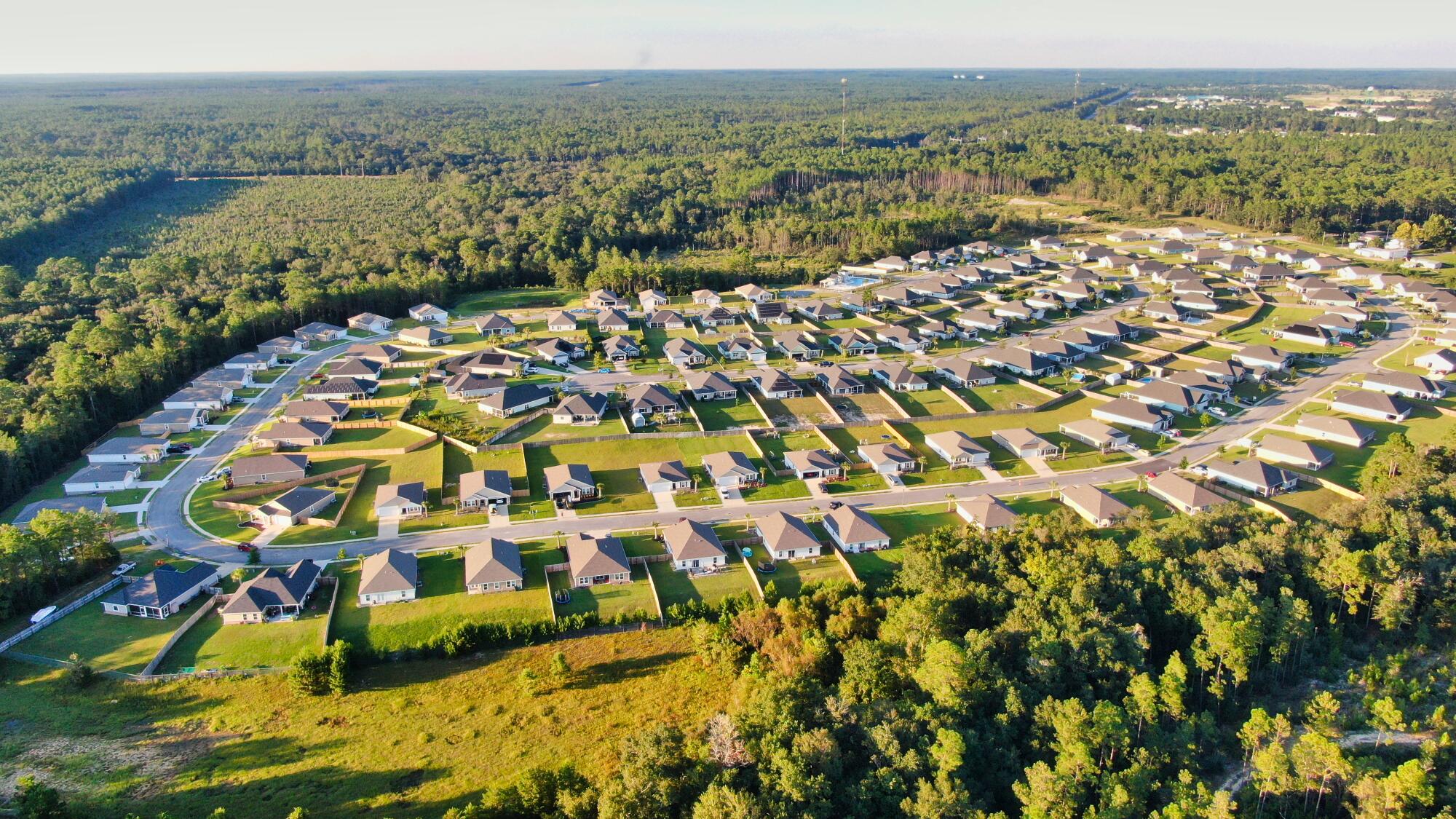 CROSS CREEK ESTATES - Residential