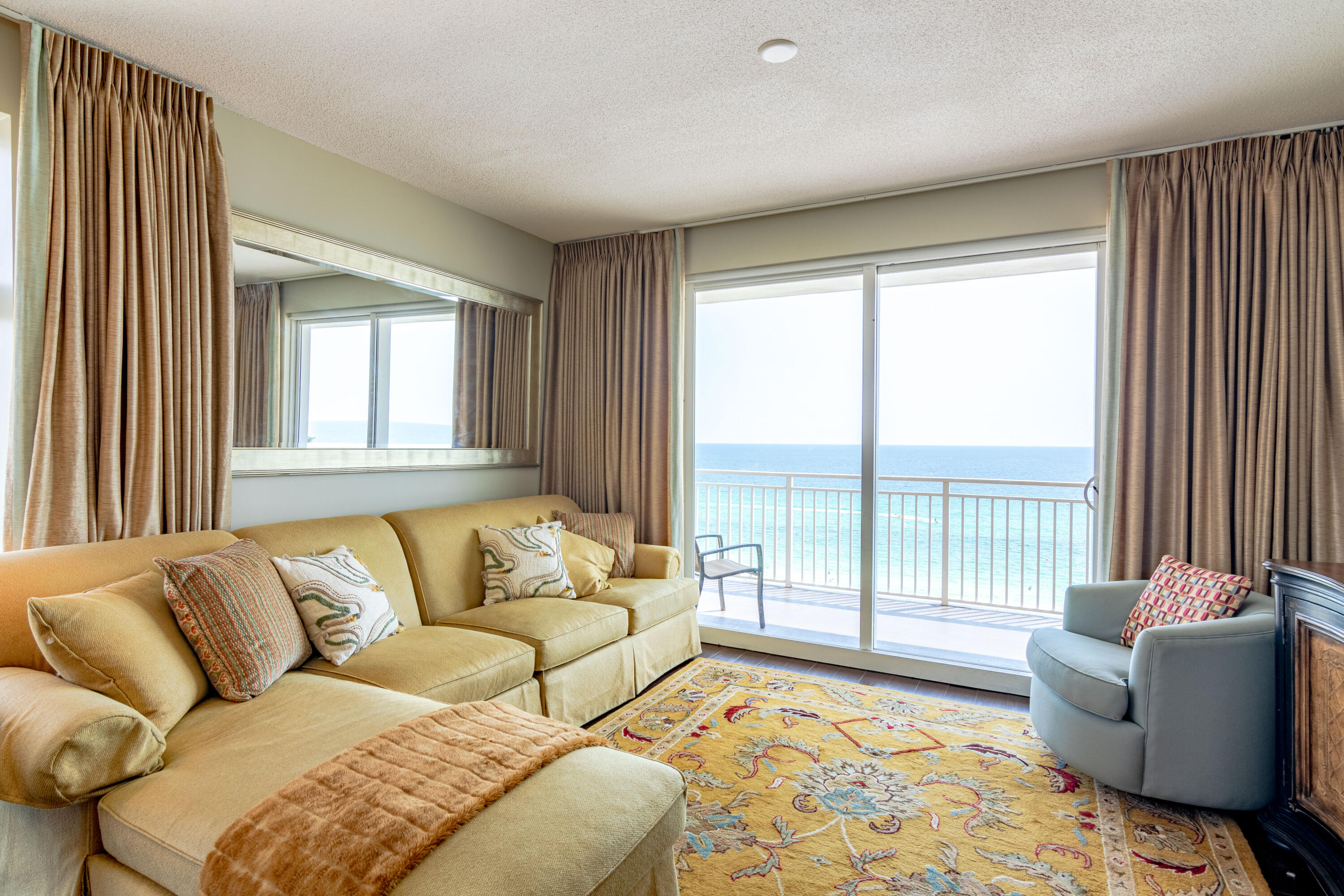 STERLING REEF - Residential