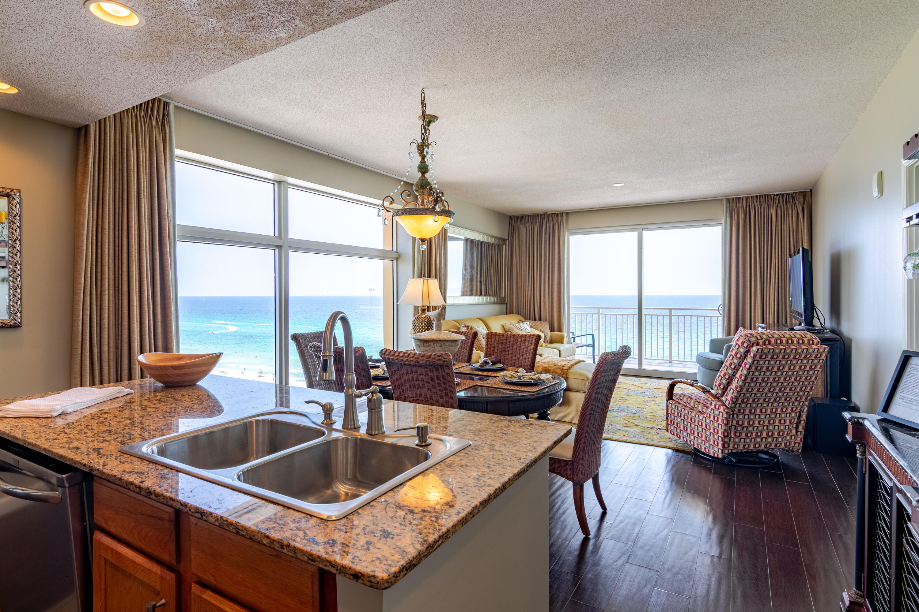 STERLING REEF - Residential