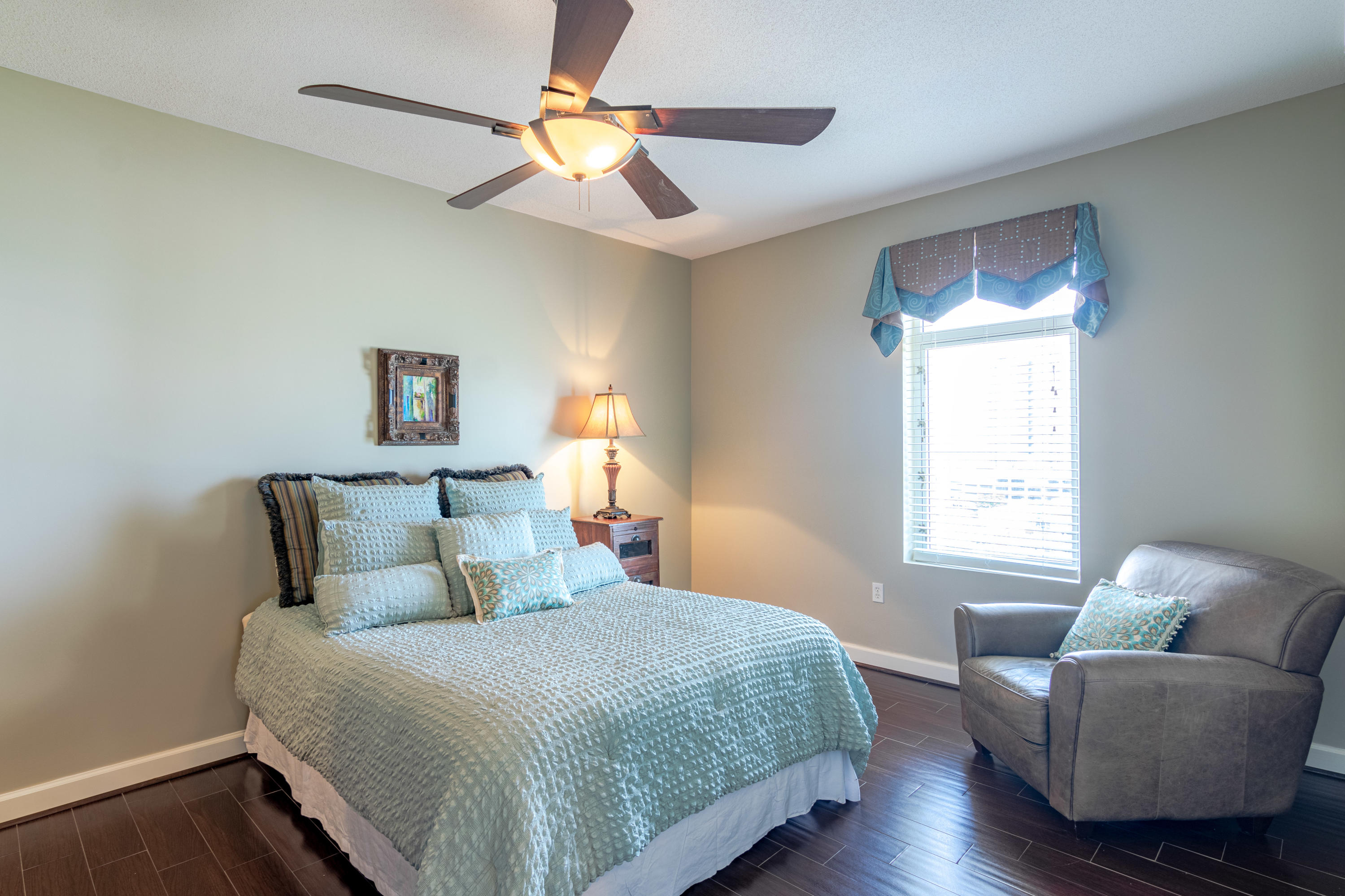 STERLING REEF - Residential