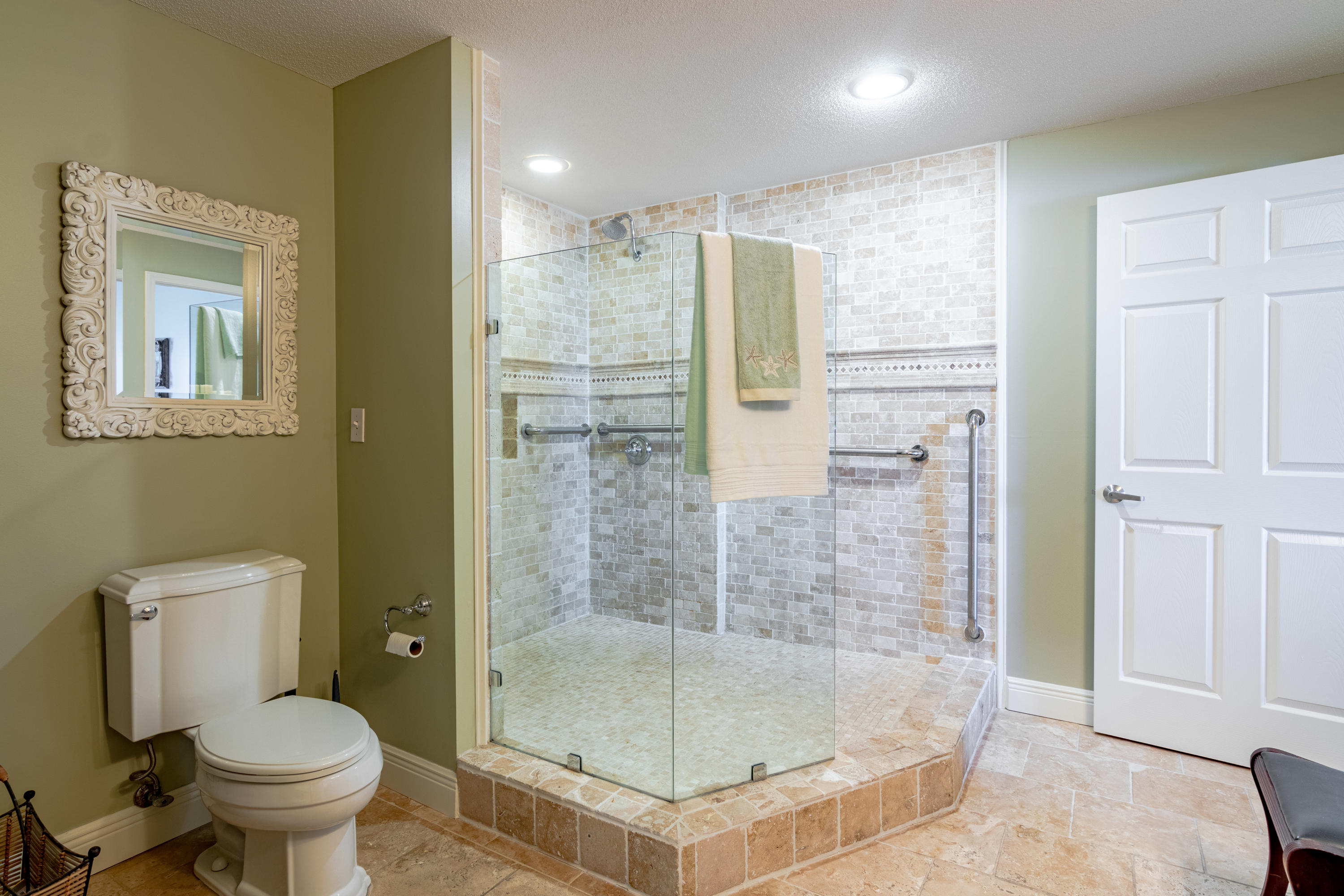 STERLING REEF - Residential