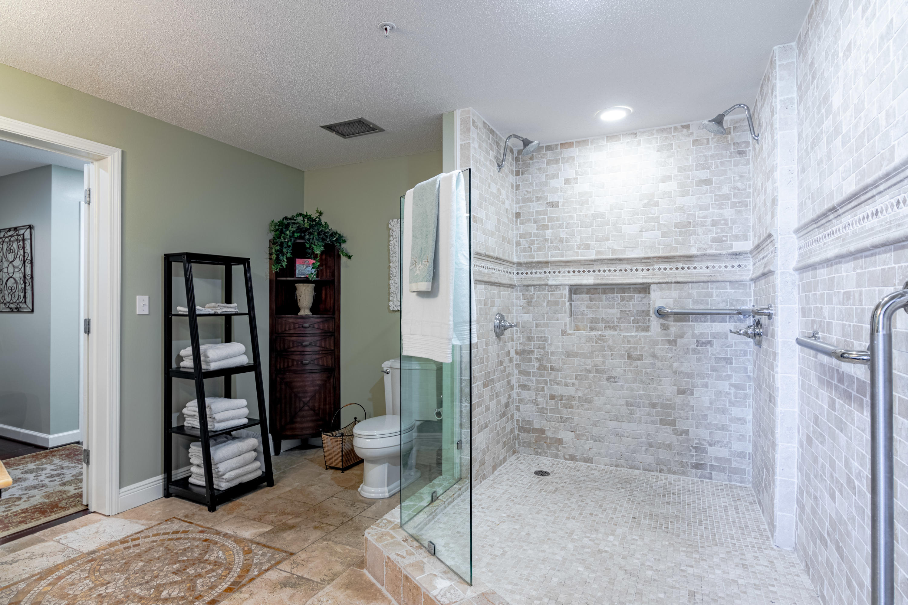 STERLING REEF - Residential