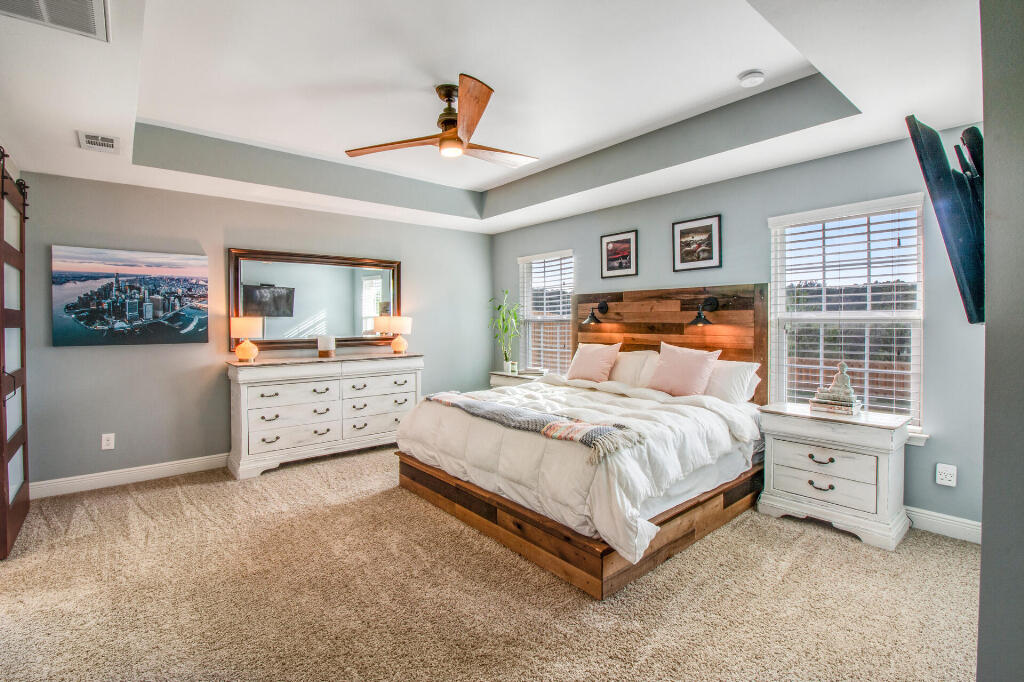 STONECHASE - Residential