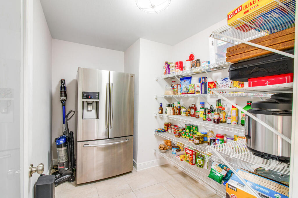 STONECHASE - Residential