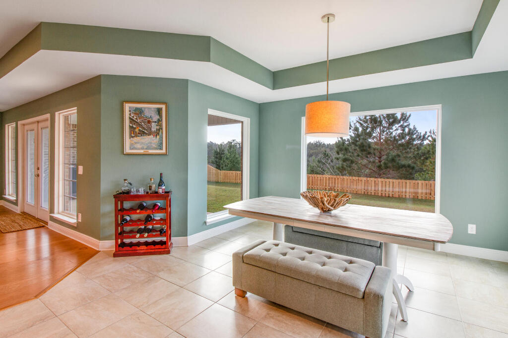 STONECHASE - Residential