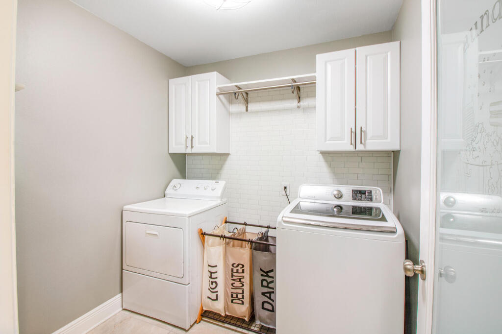 STONECHASE - Residential