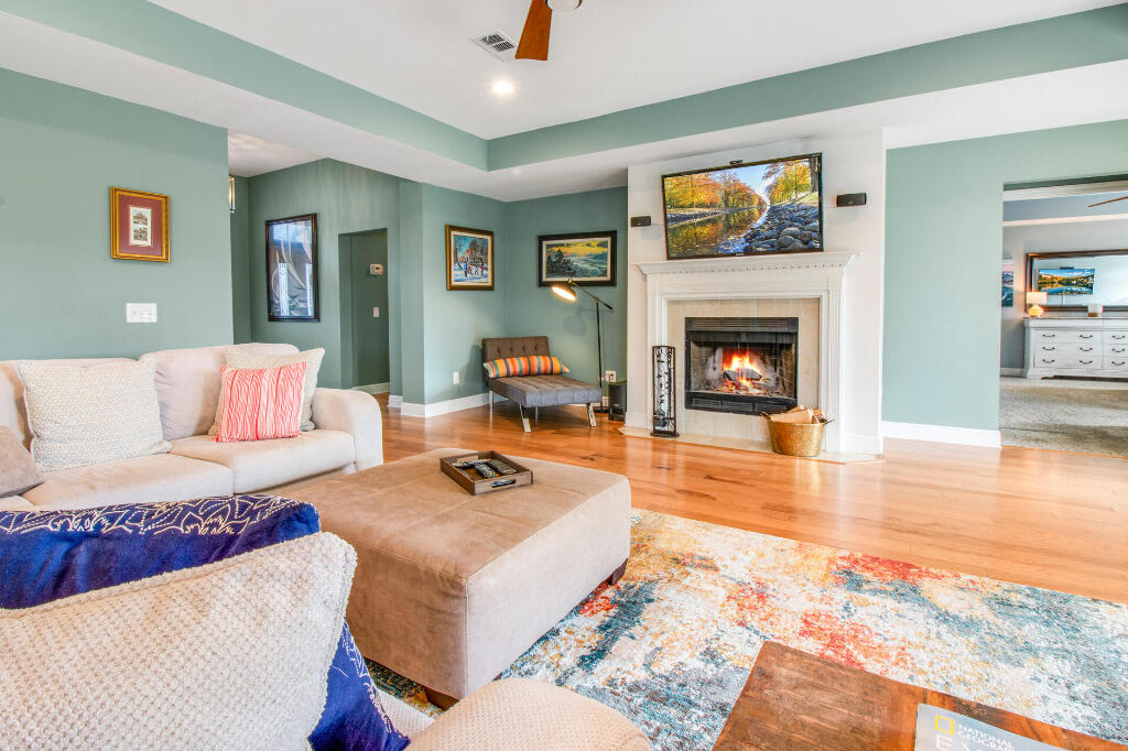 STONECHASE - Residential