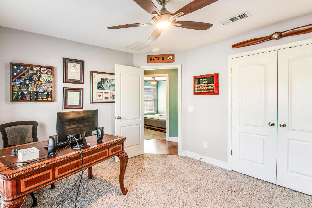 STONECHASE - Residential