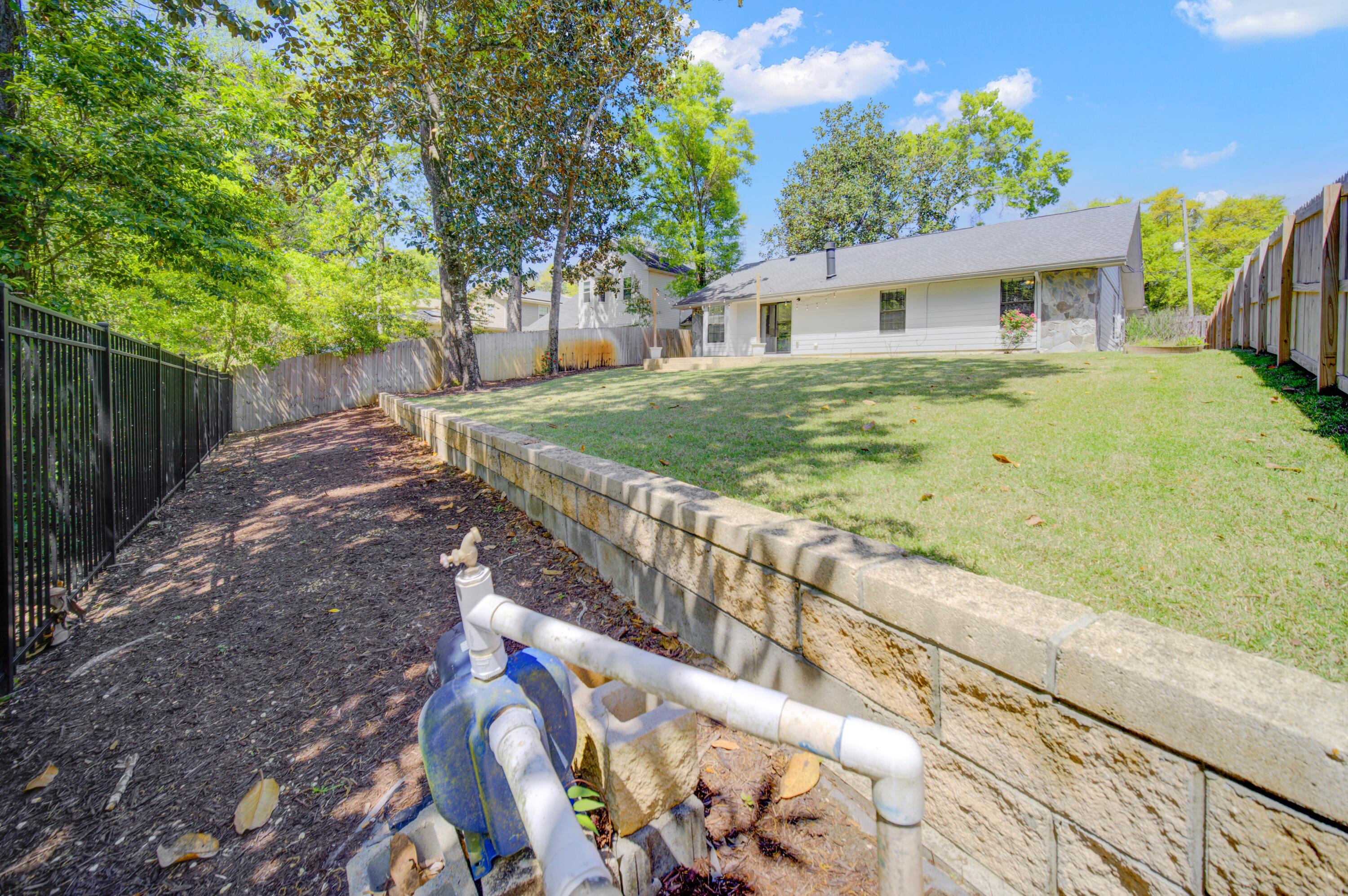 CREEKSIDE 4 - Residential
