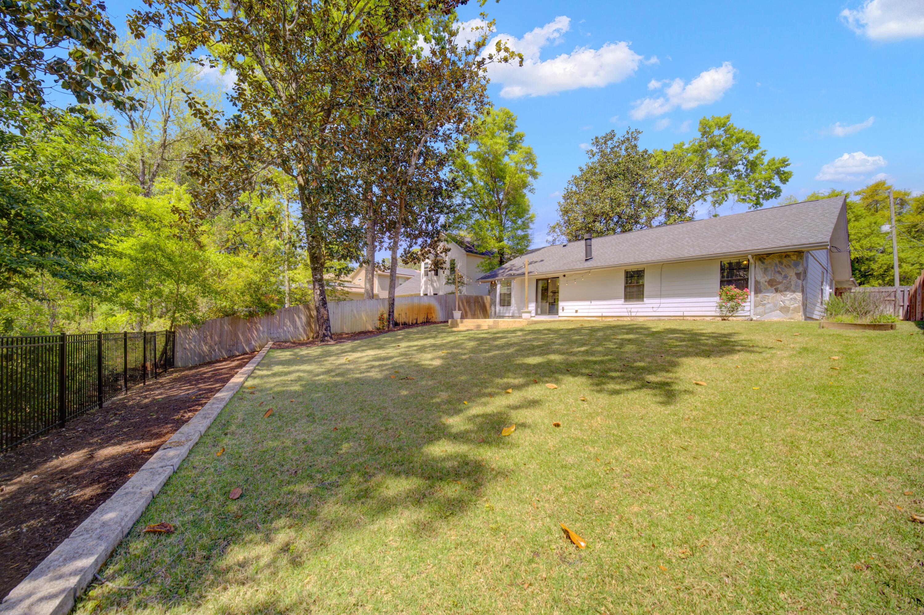 CREEKSIDE 4 - Residential