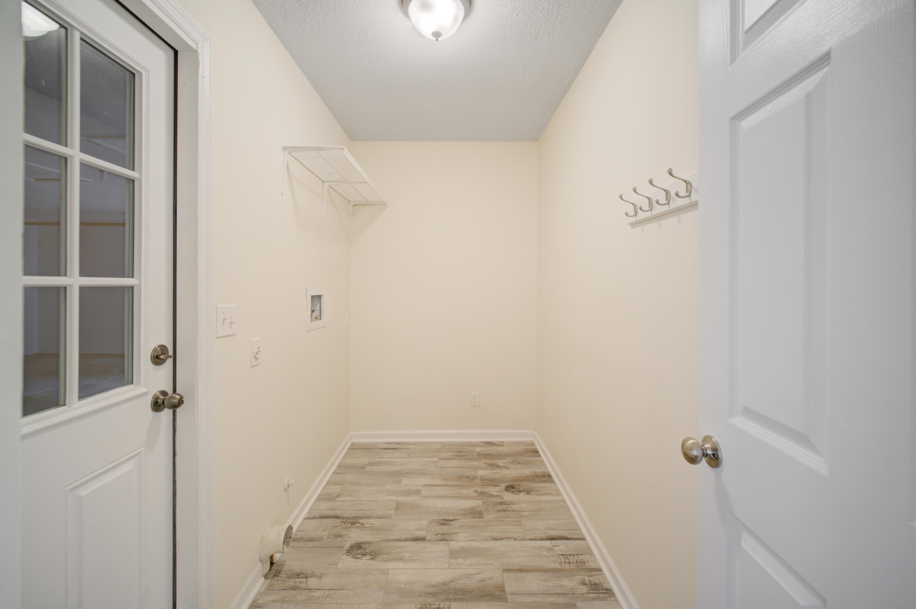 CREEKSIDE 4 - Residential