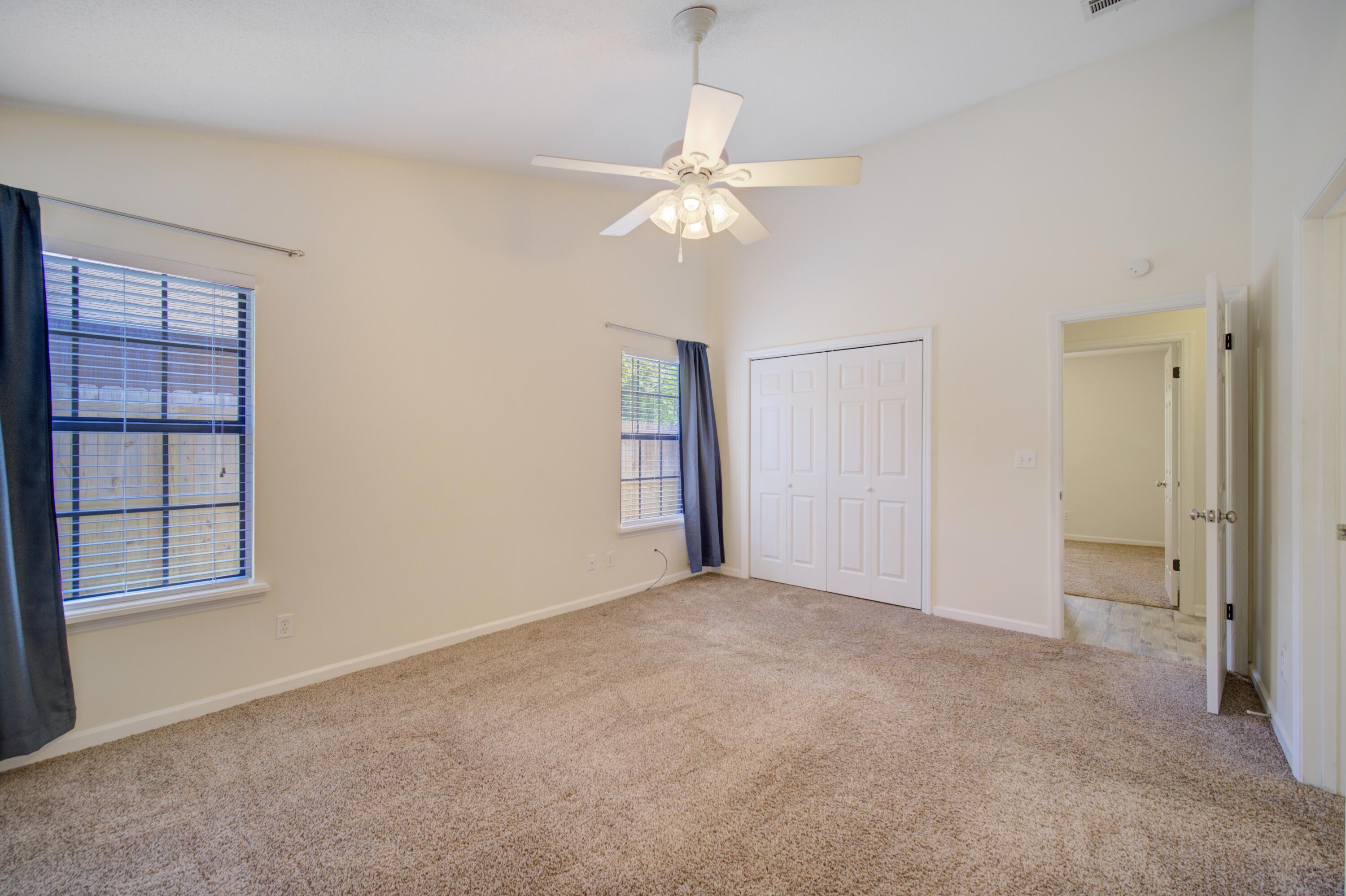 CREEKSIDE 4 - Residential
