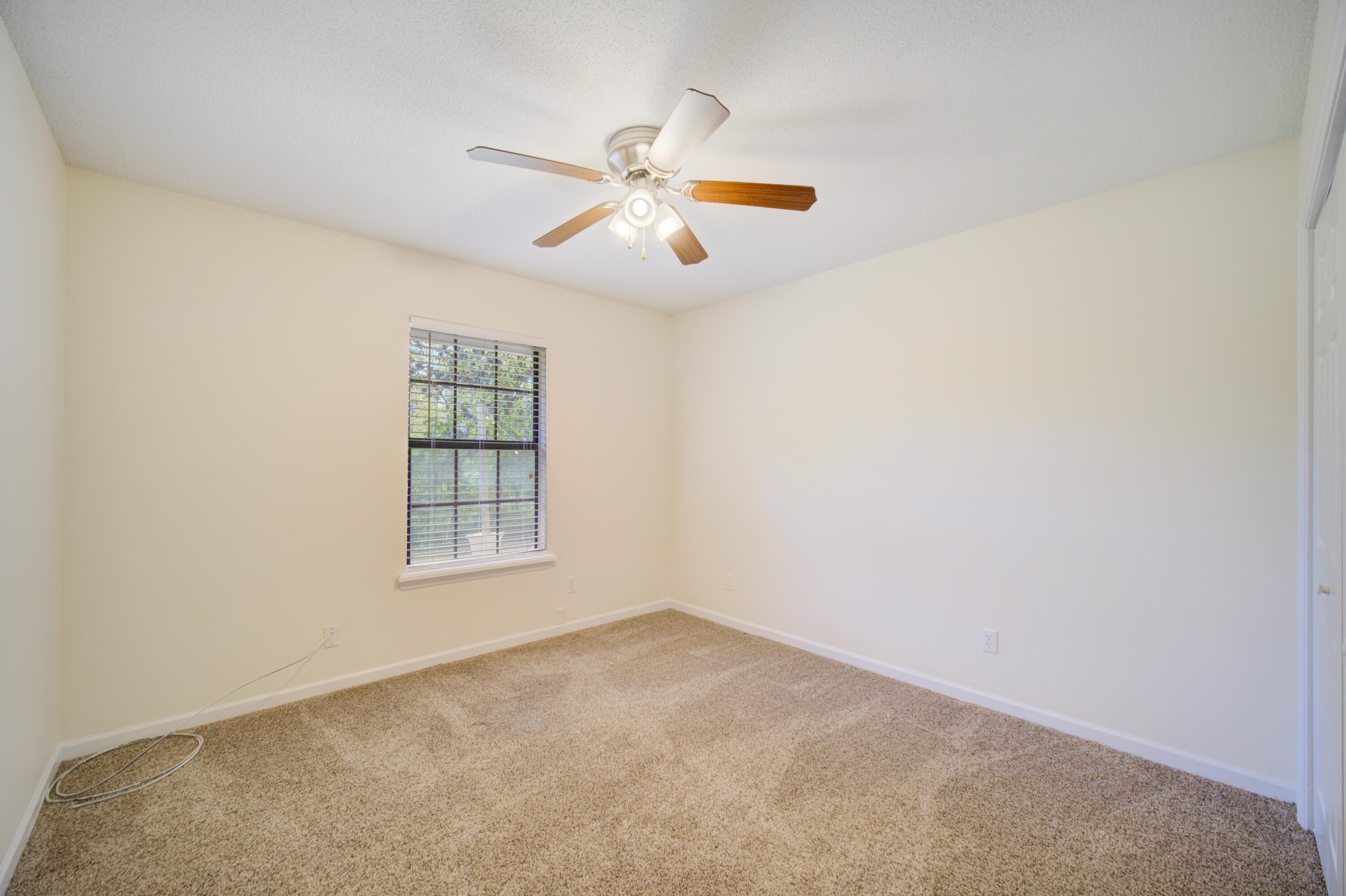 CREEKSIDE 4 - Residential