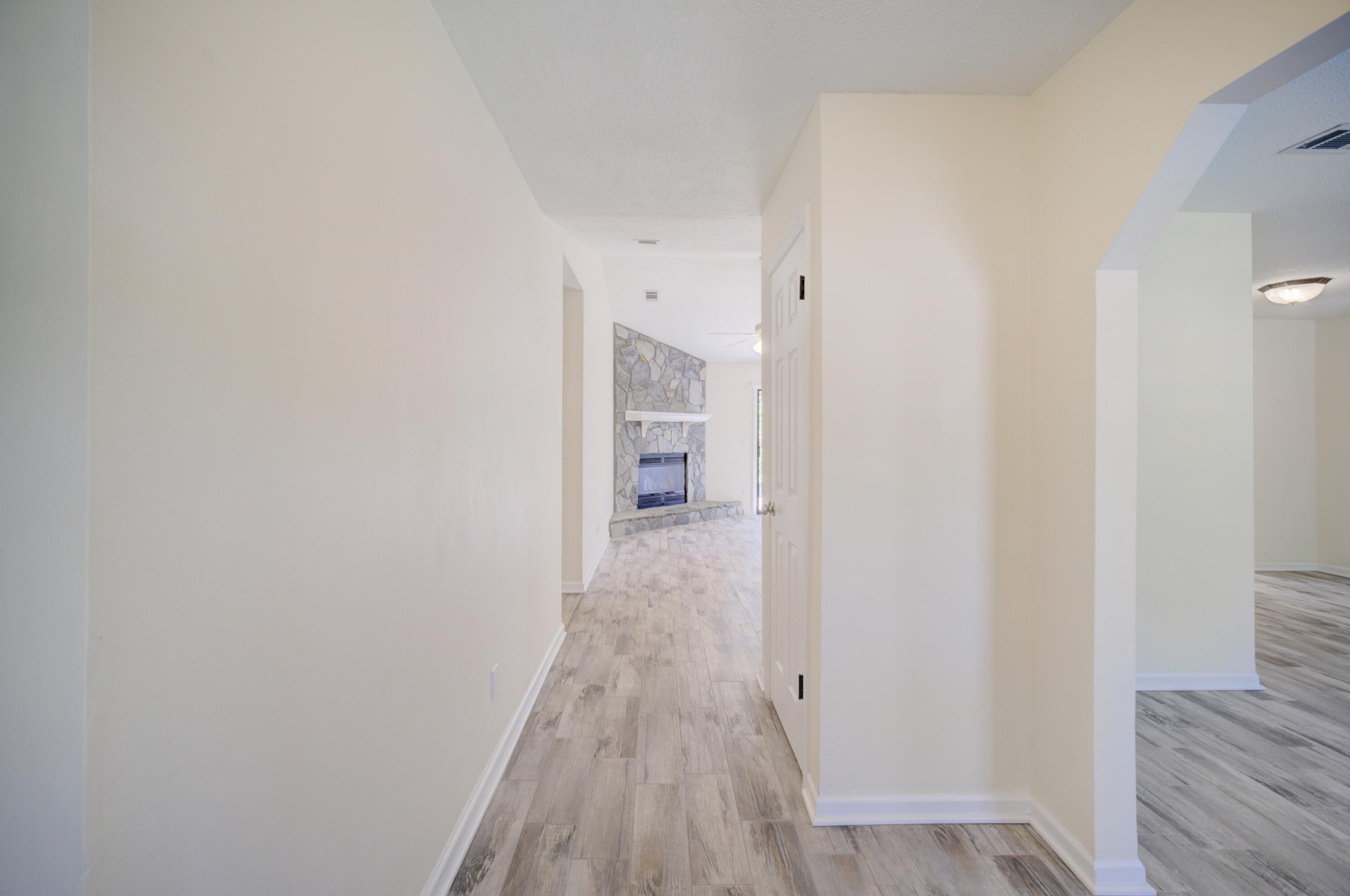 CREEKSIDE 4 - Residential