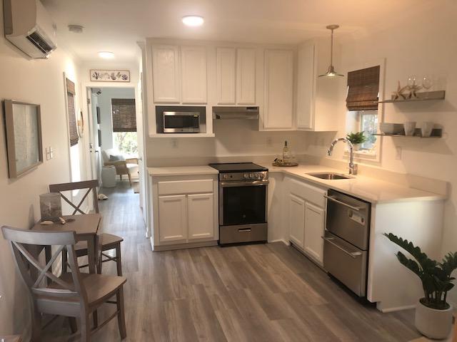 MCKENNIE'S UNRECD S/D - Residential