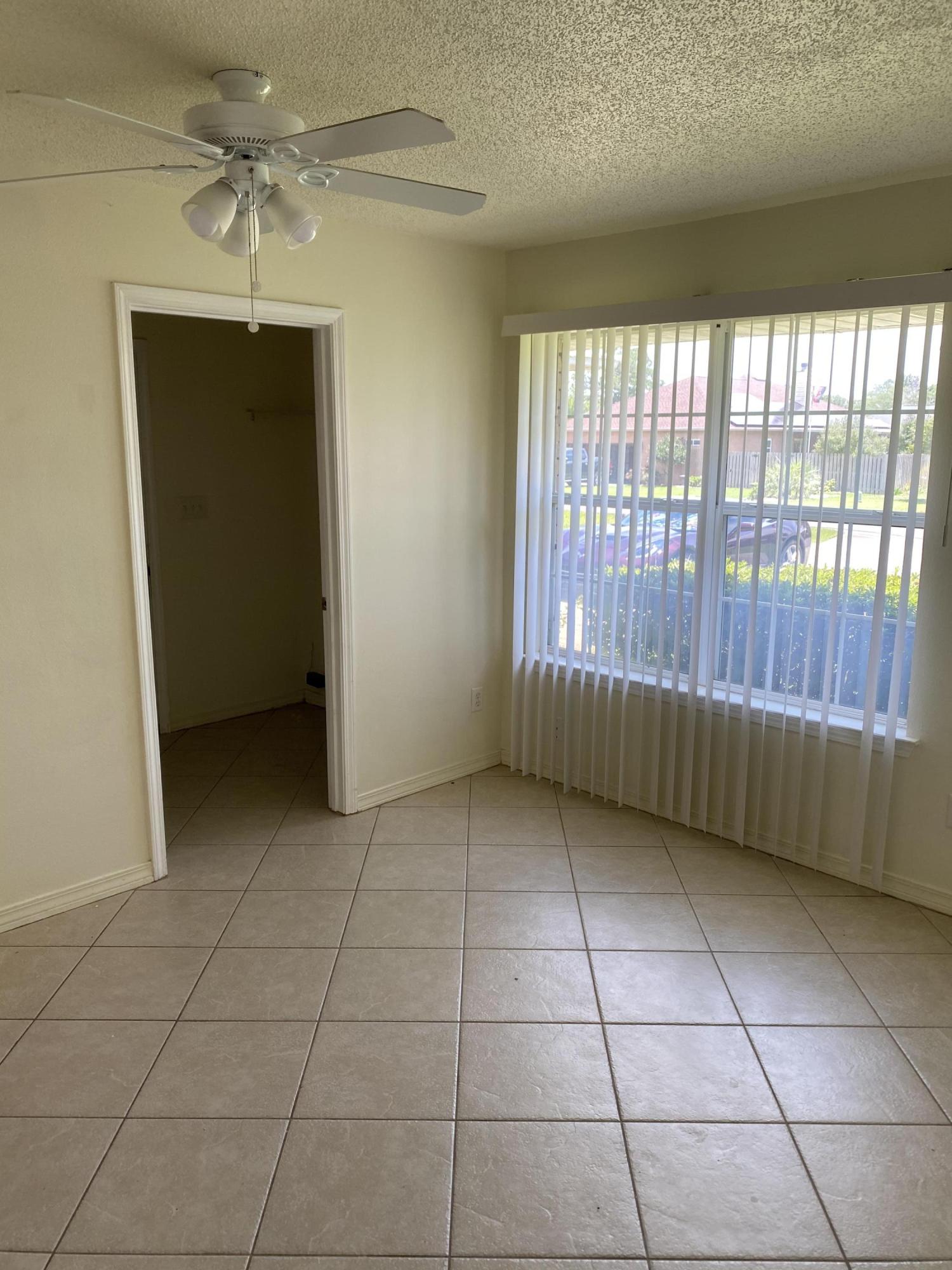 BISCAYNE POINTE/PINE RANCH - Residential