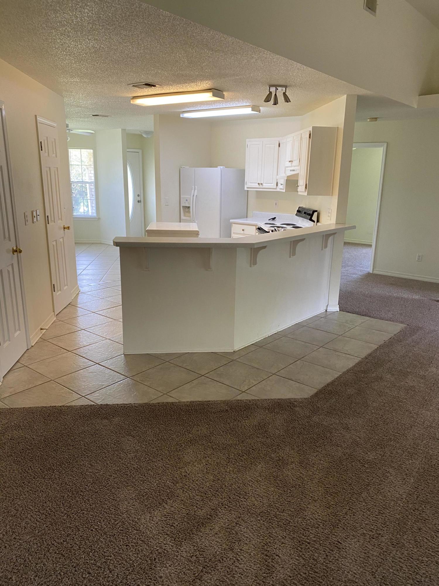 BISCAYNE POINTE/PINE RANCH - Residential