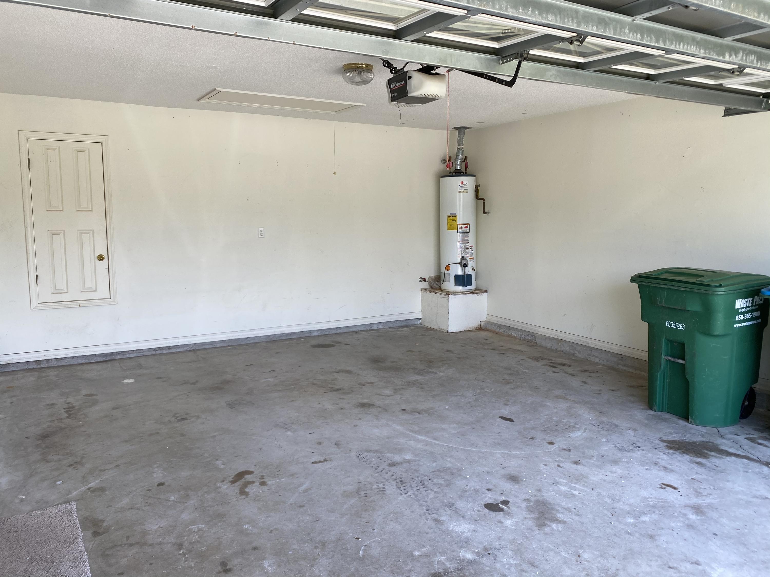 BISCAYNE POINTE/PINE RANCH - Residential