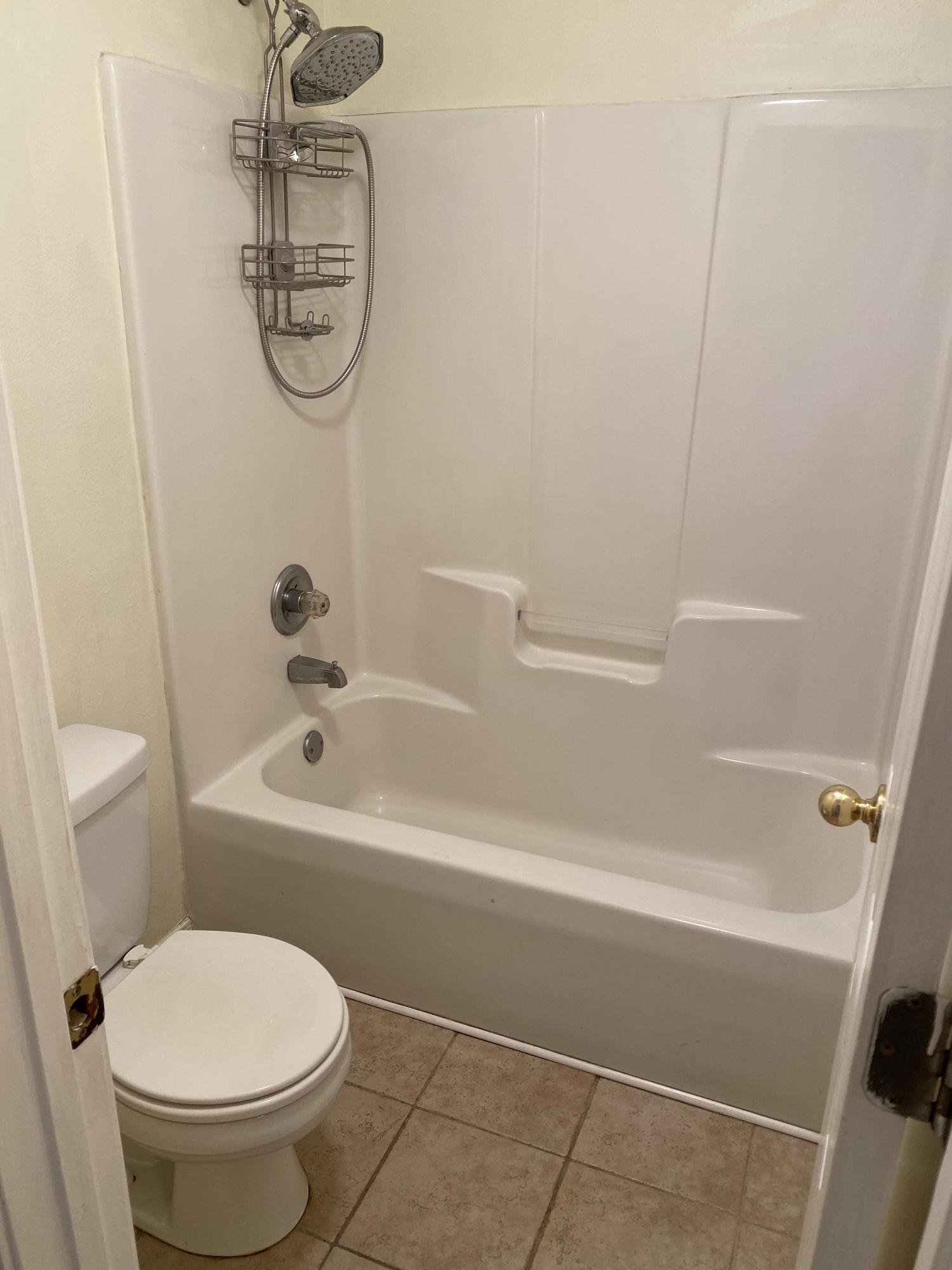 BISCAYNE POINTE/PINE RANCH - Residential