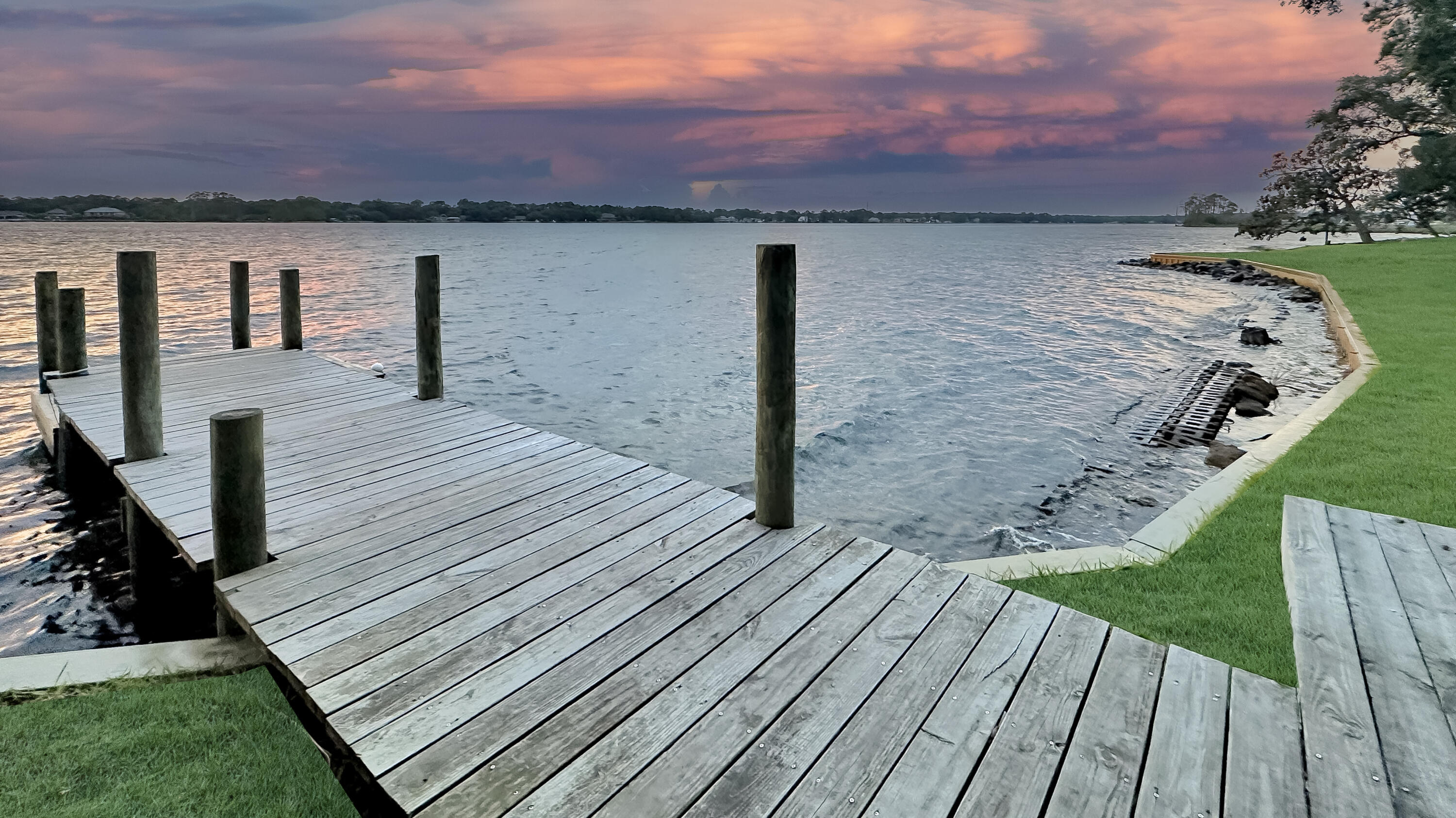 MARINA COVE VILLAGE PH 2 - Residential