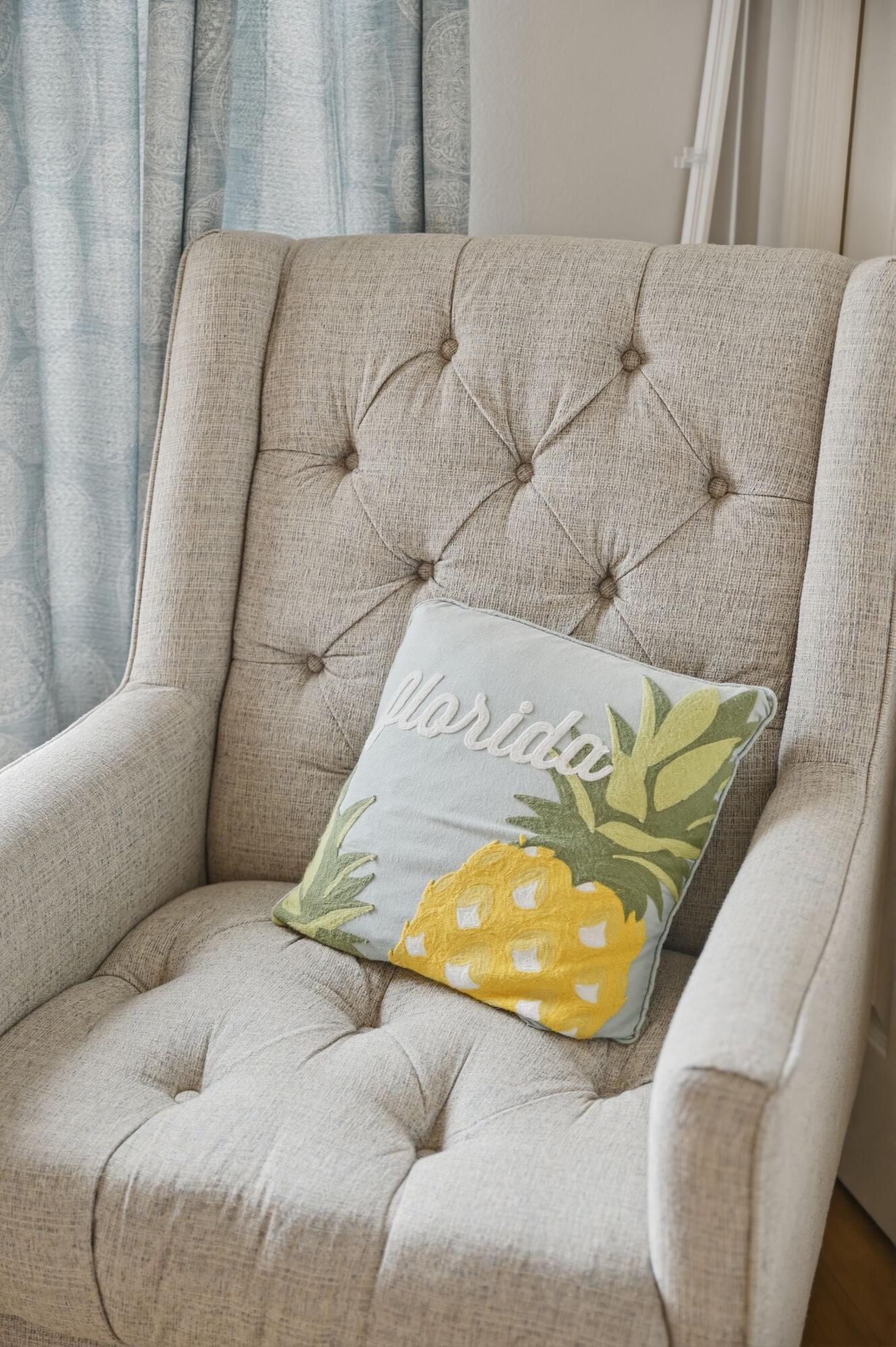 ROYAL SEAESTA - Residential