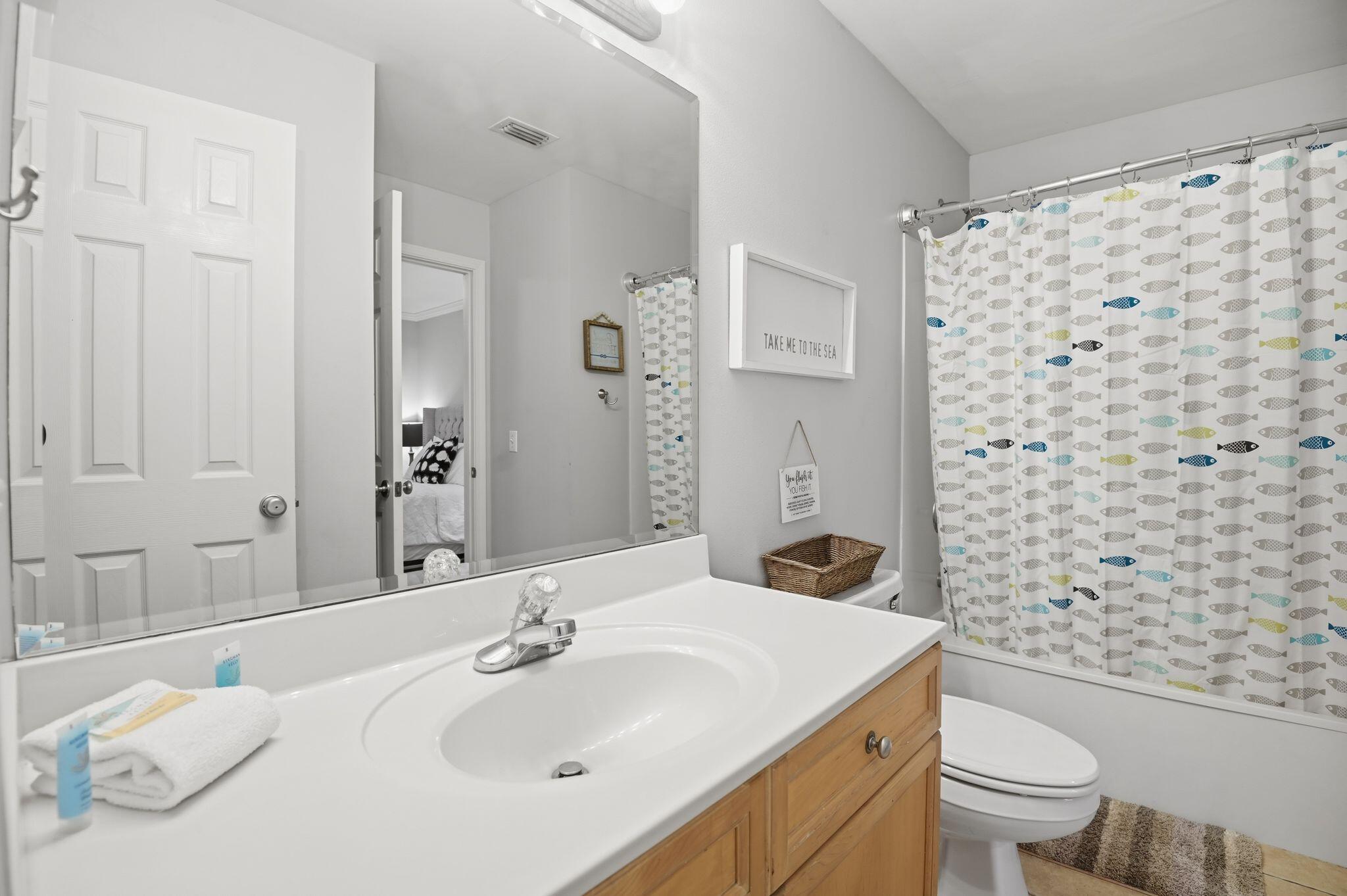 ROYAL SEAESTA - Residential