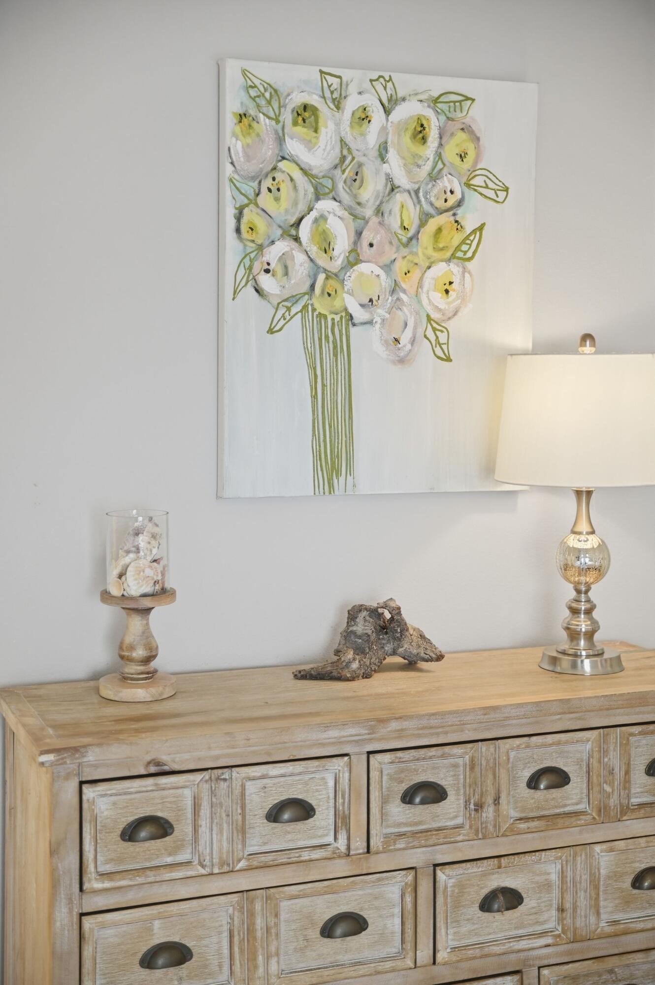 ROYAL SEAESTA - Residential