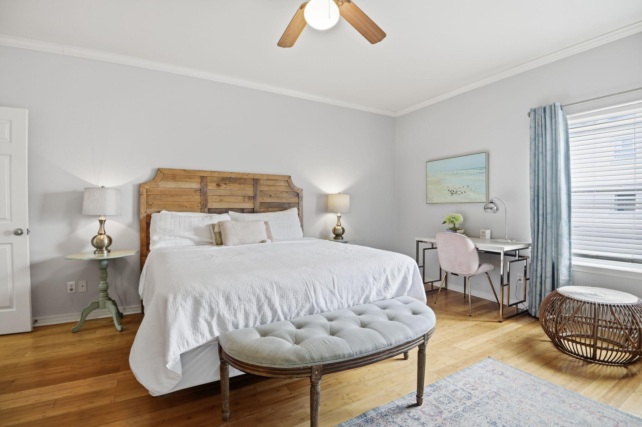 ROYAL SEAESTA - Residential