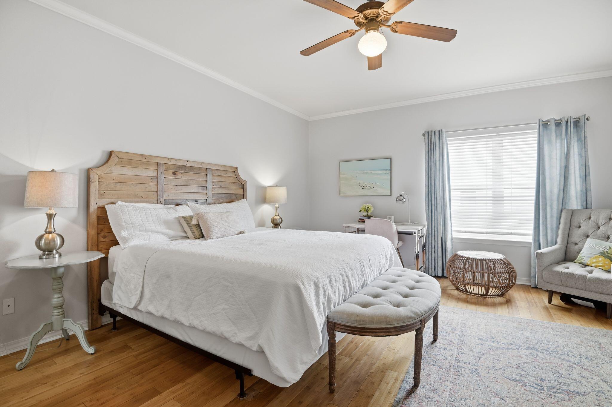 ROYAL SEAESTA - Residential