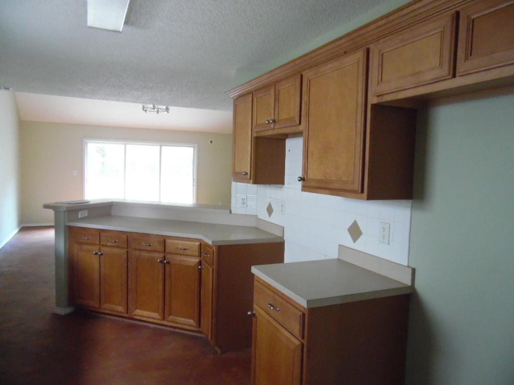 PINECREST ADDN - Residential