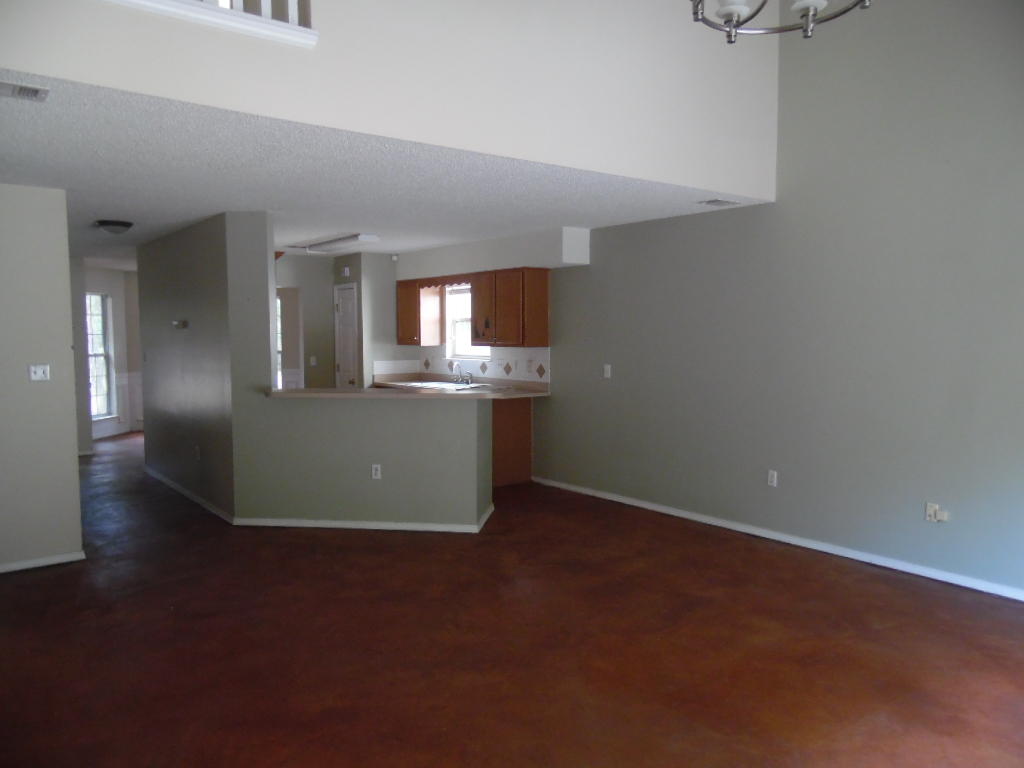 PINECREST ADDN - Residential