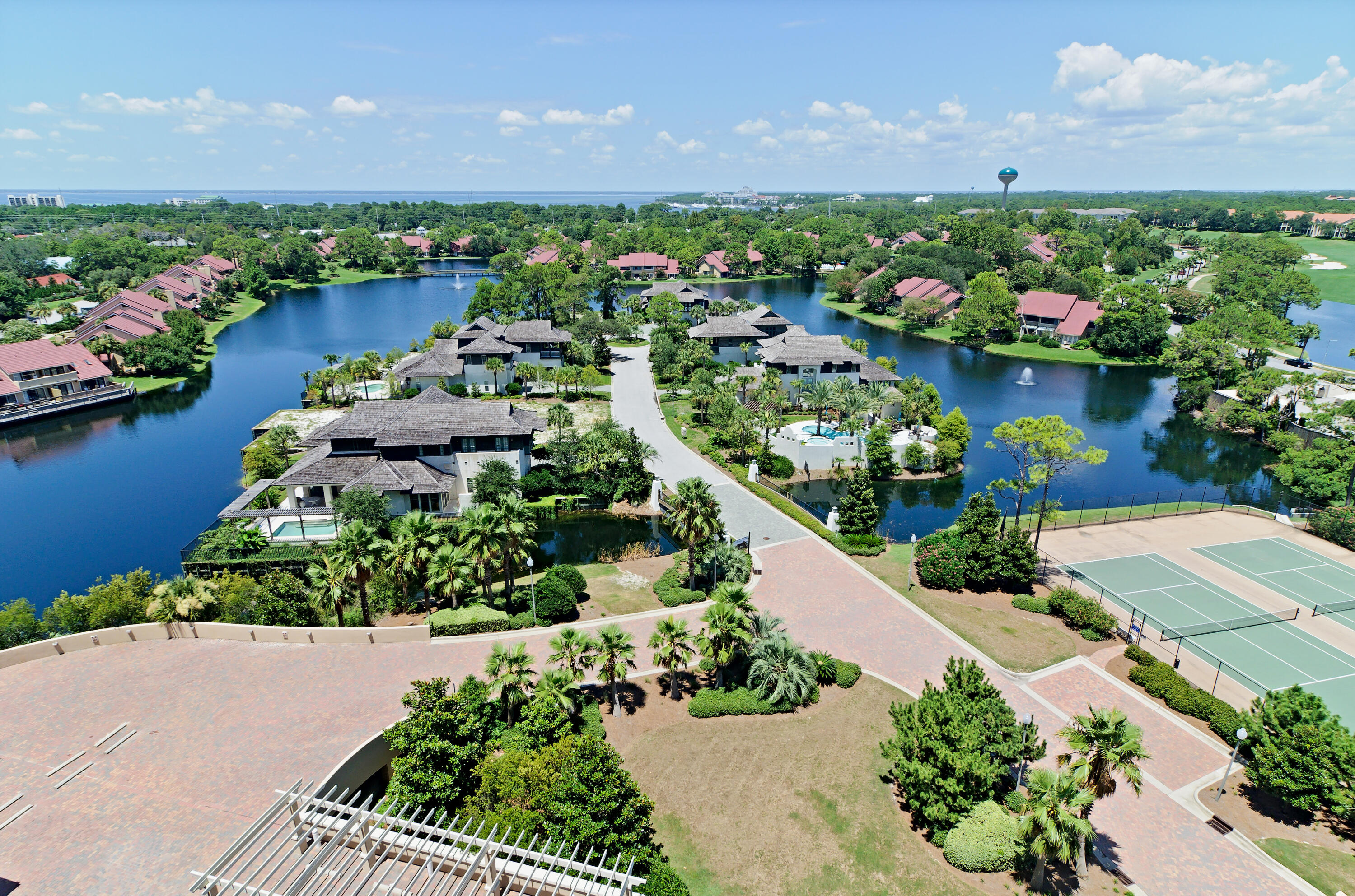 ANCHORAGE AT SANDESTIN THE - Residential
