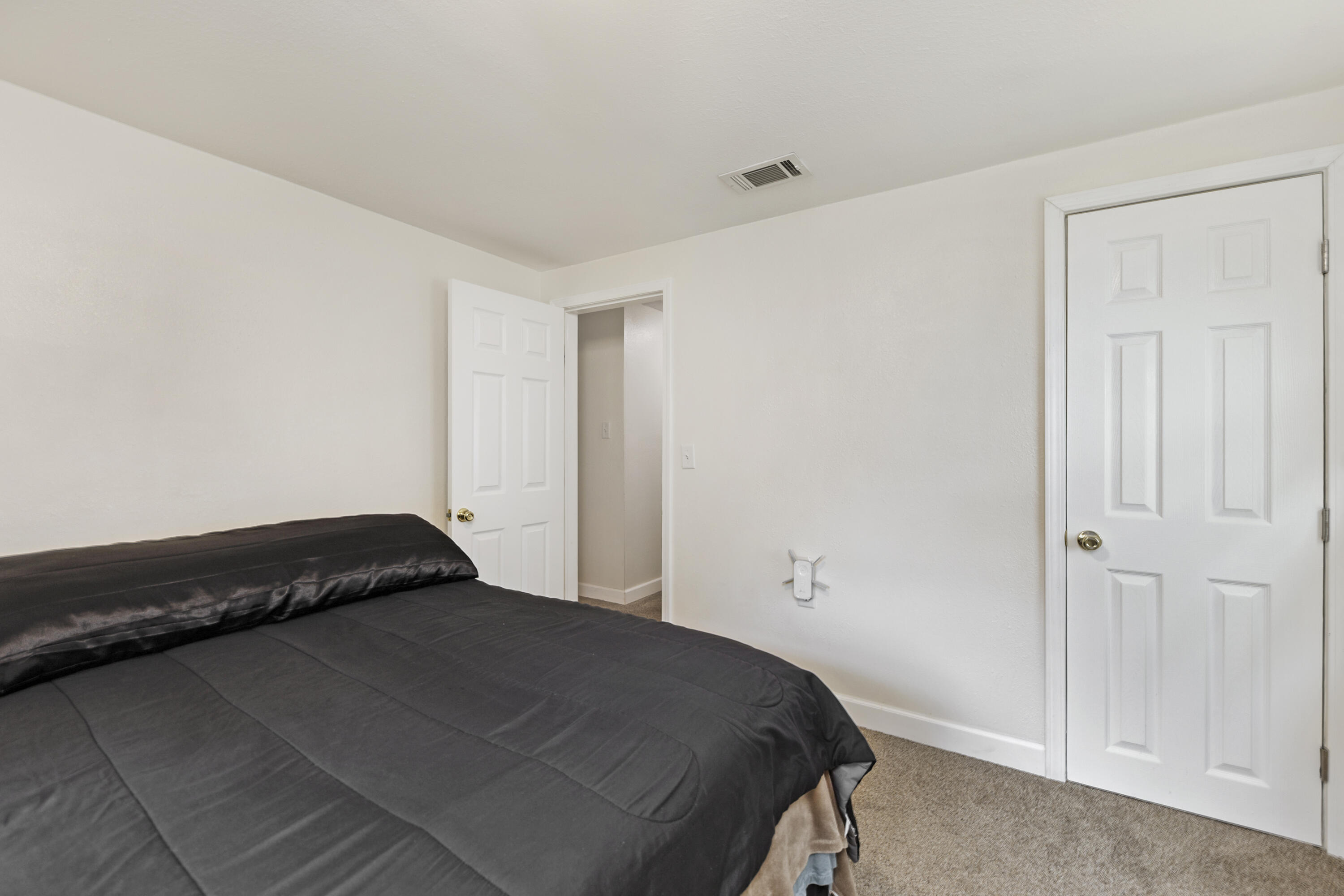 CHESSHERS 1ST ADDN - Residential